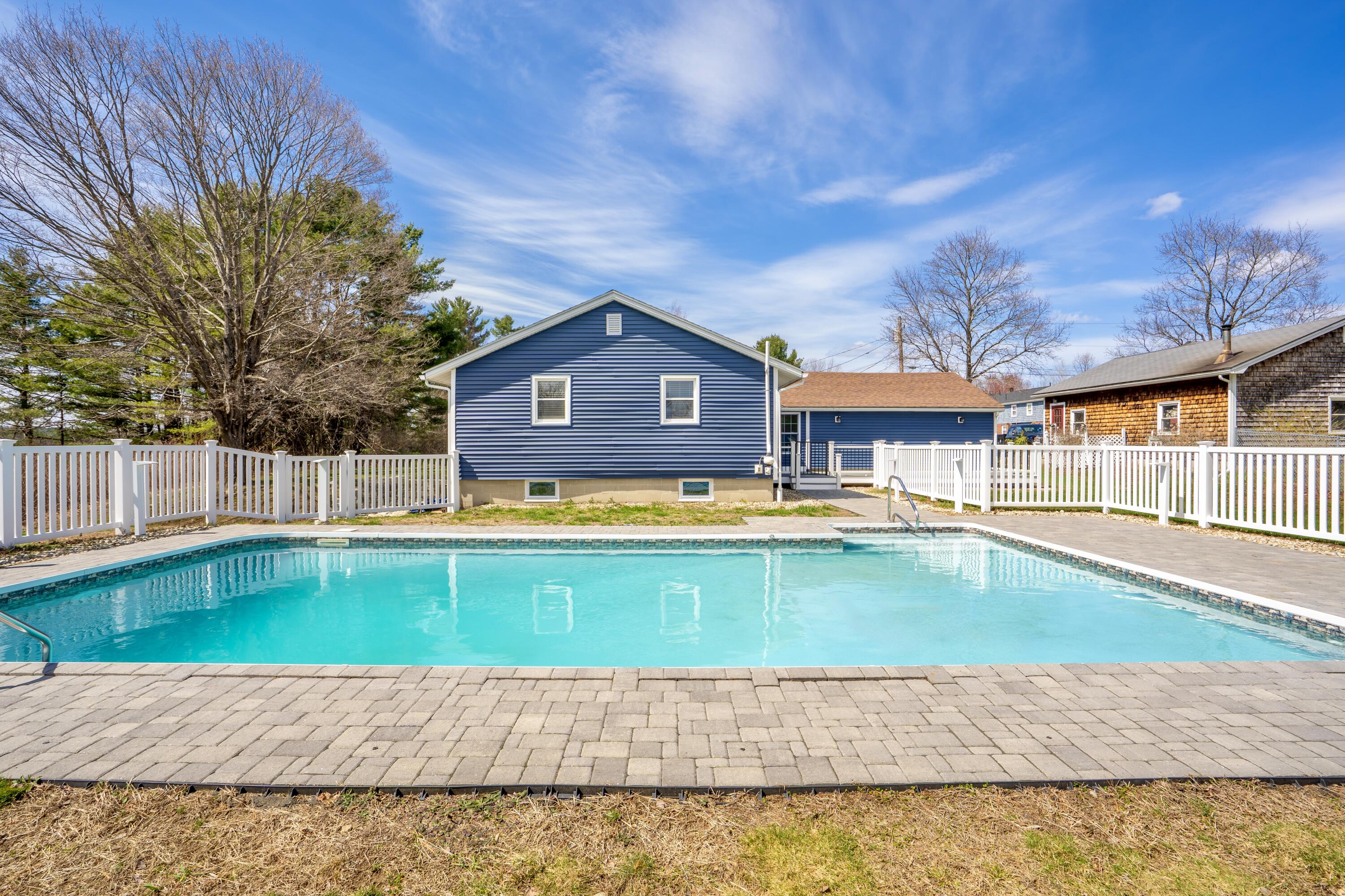 7 Sunset View Street, Gray, ME, 04039