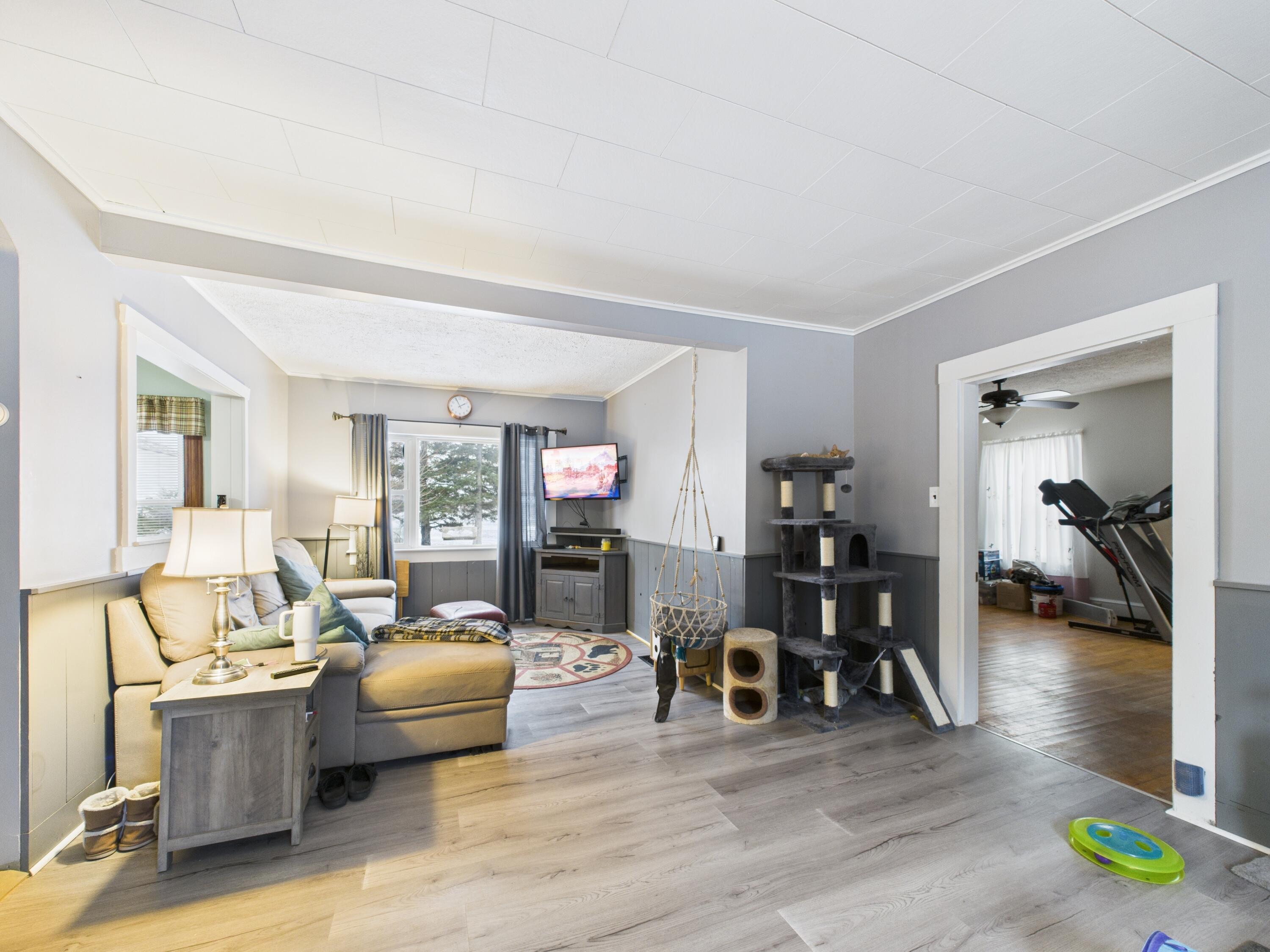 1616 Main Street, Mapleton, ME, 04757