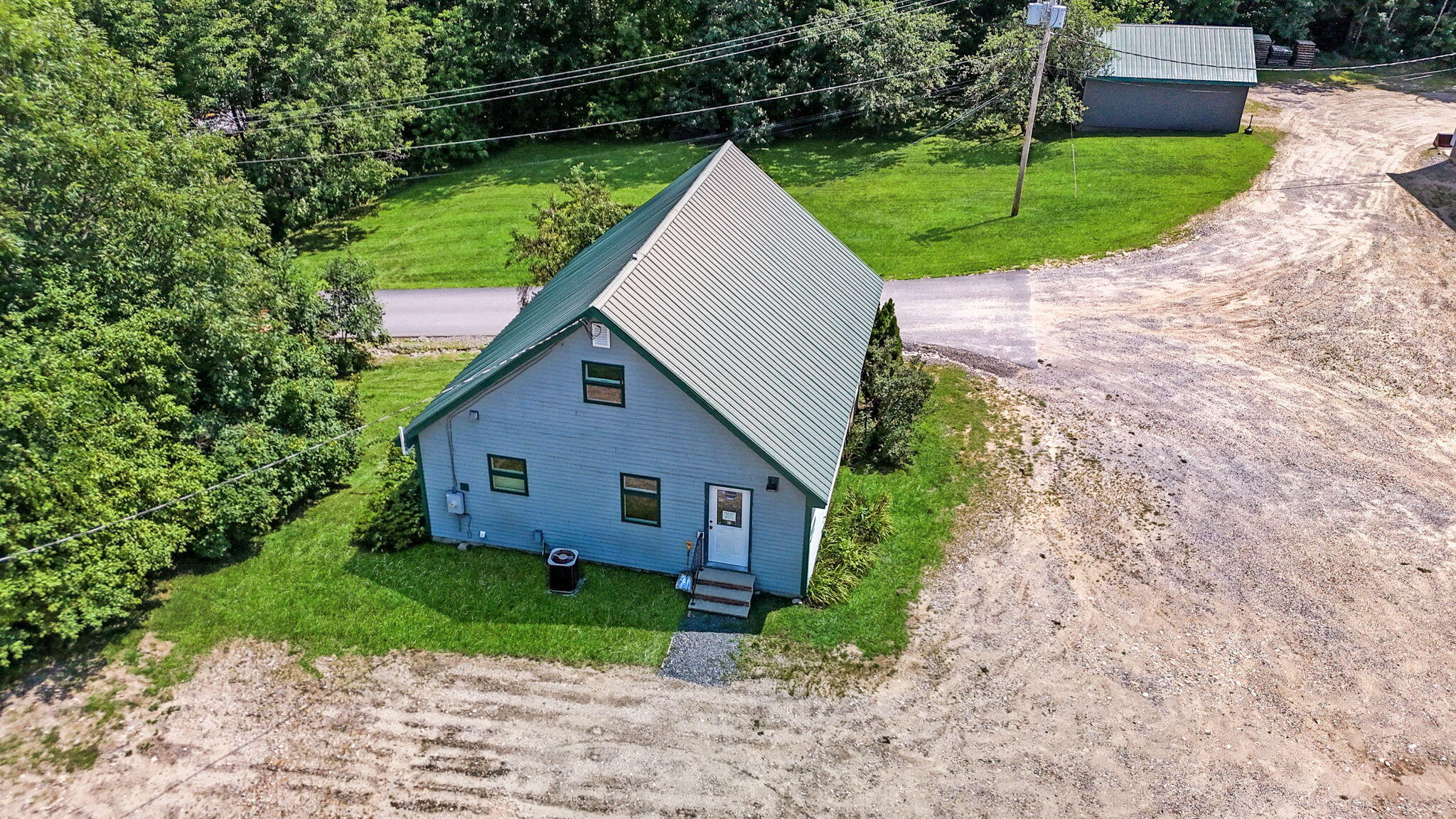 783 Auburn Road, Peru, ME, 04290