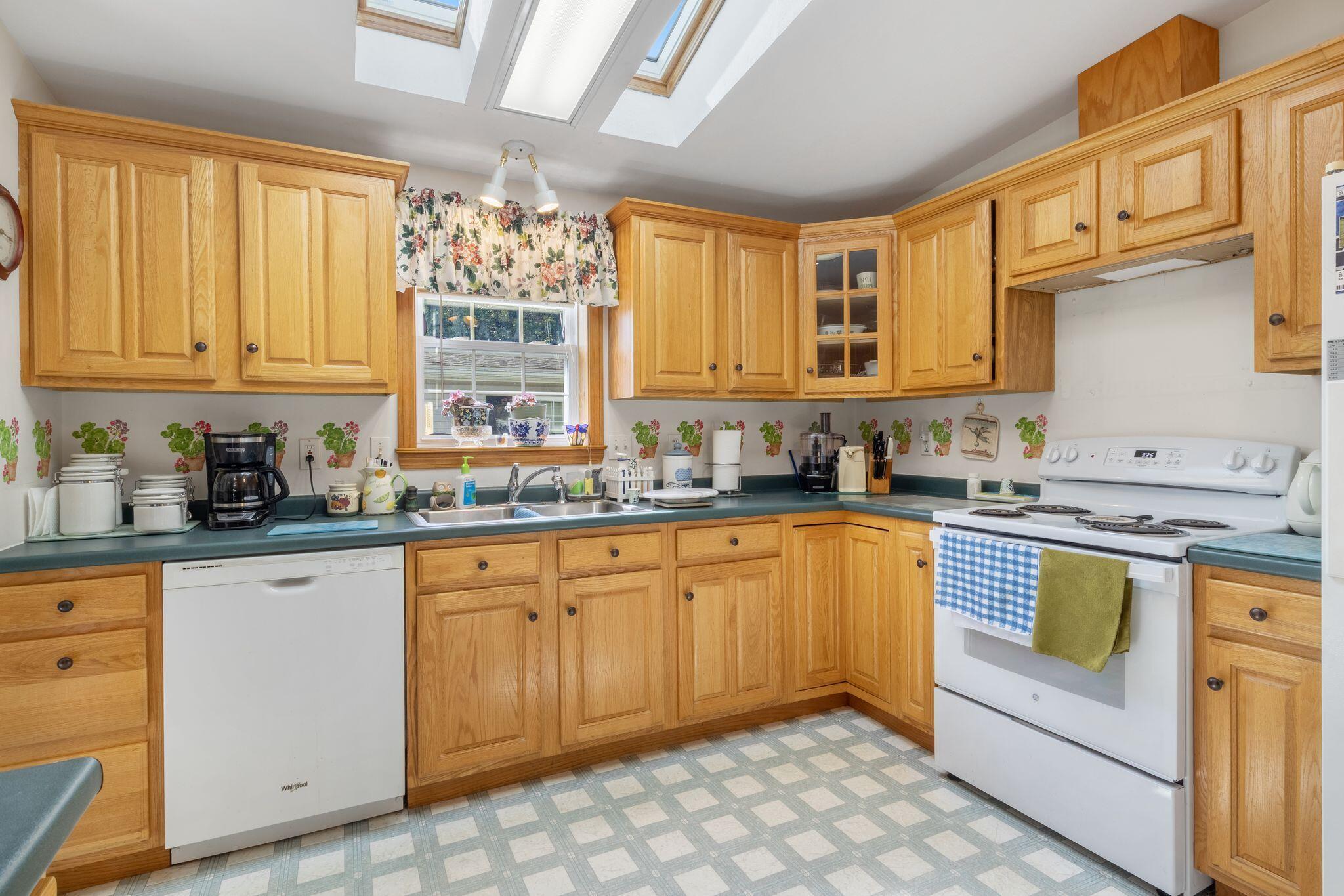 56_Brookside_Cir_040