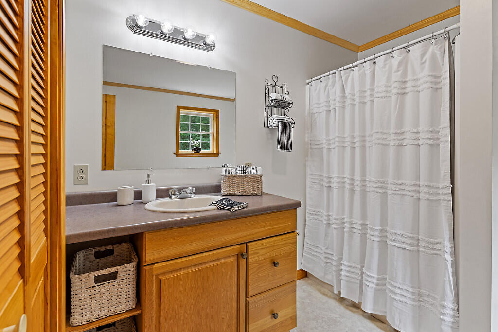 588 Banton Road, Palermo, ME, 04354