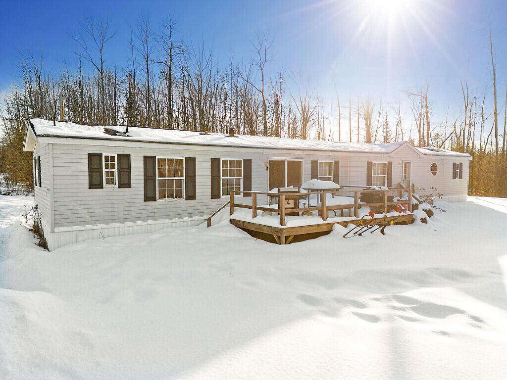 43 Whitten Road, Clinton, ME, 04927