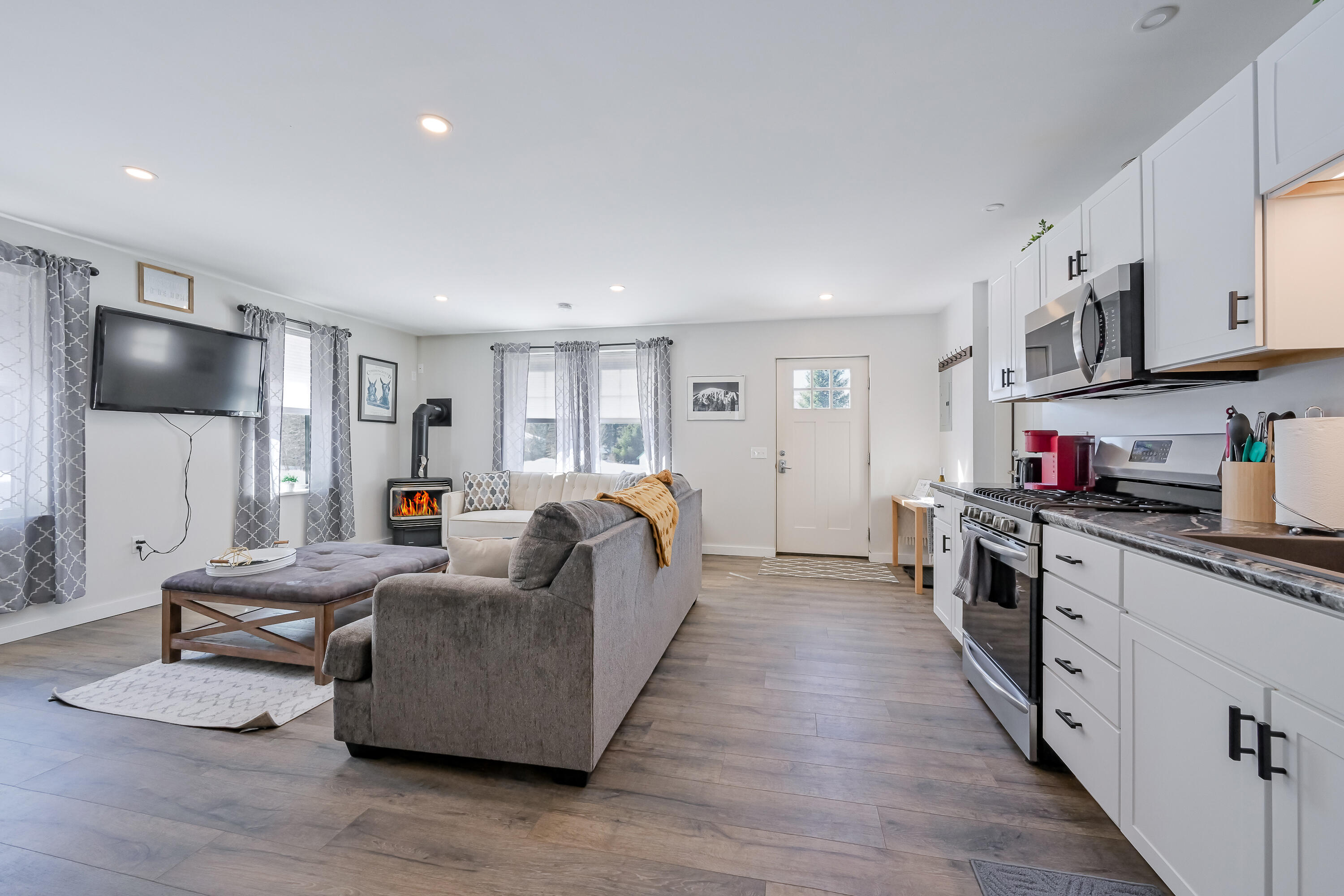 1006 Red Stallion Drive UNIT 6, Carrabassett Valley, ME, 04947