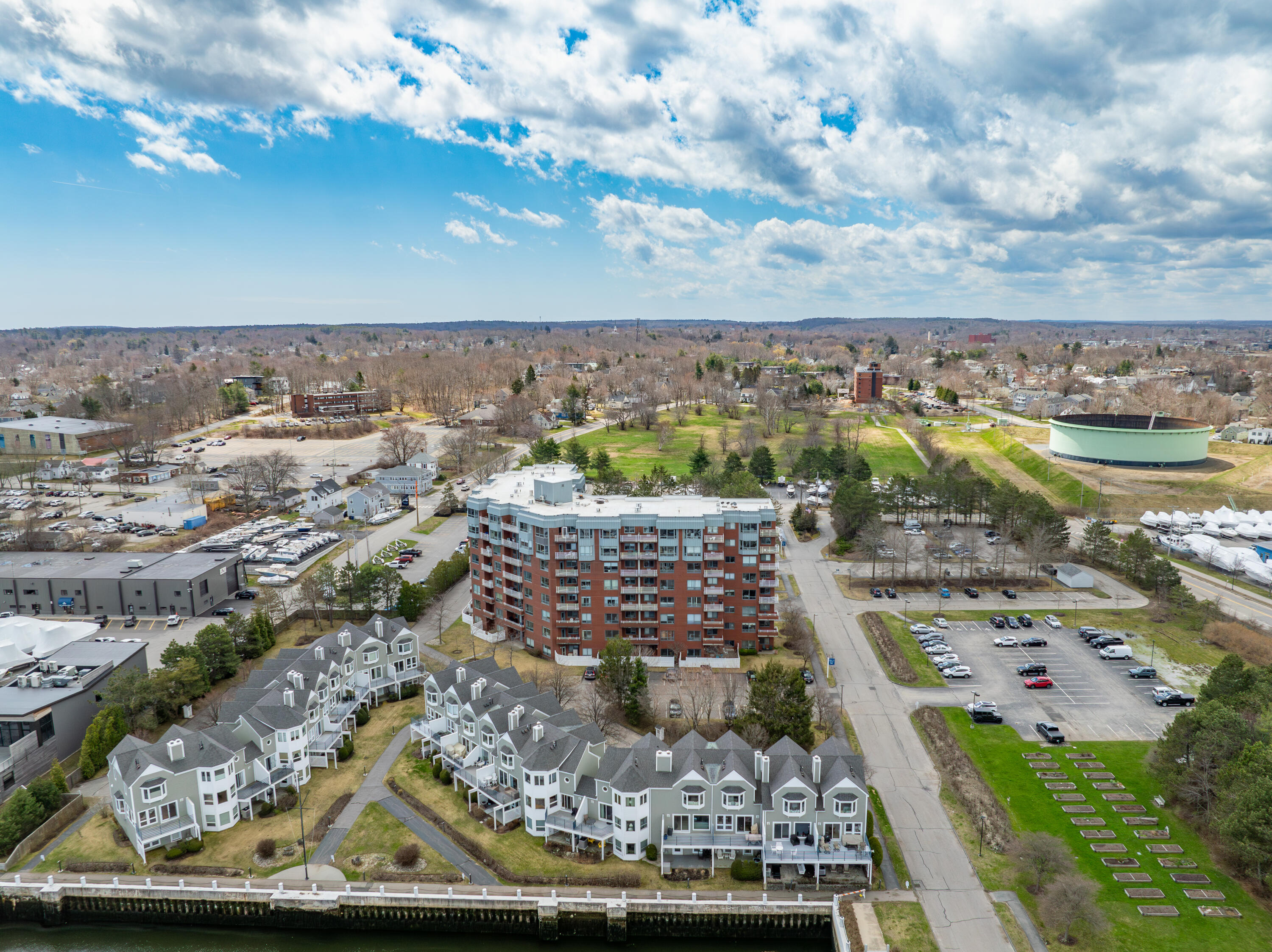 148 Breakwater Drive, #807, South Portland, ME 04106 148 Breakwater 209-08