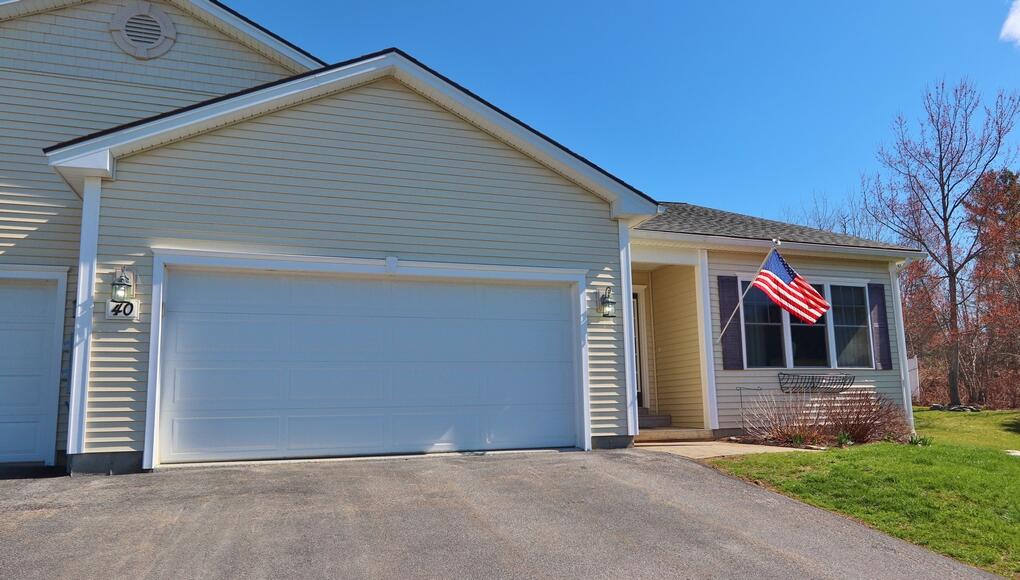 79 Auburn Road, Peru, ME, 04290