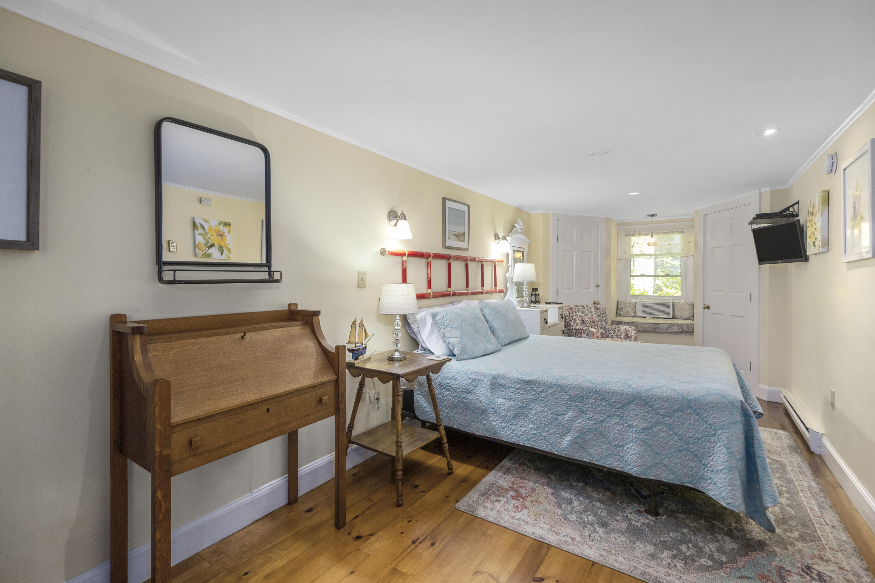 84 Elm Street, Camden, ME, 04843