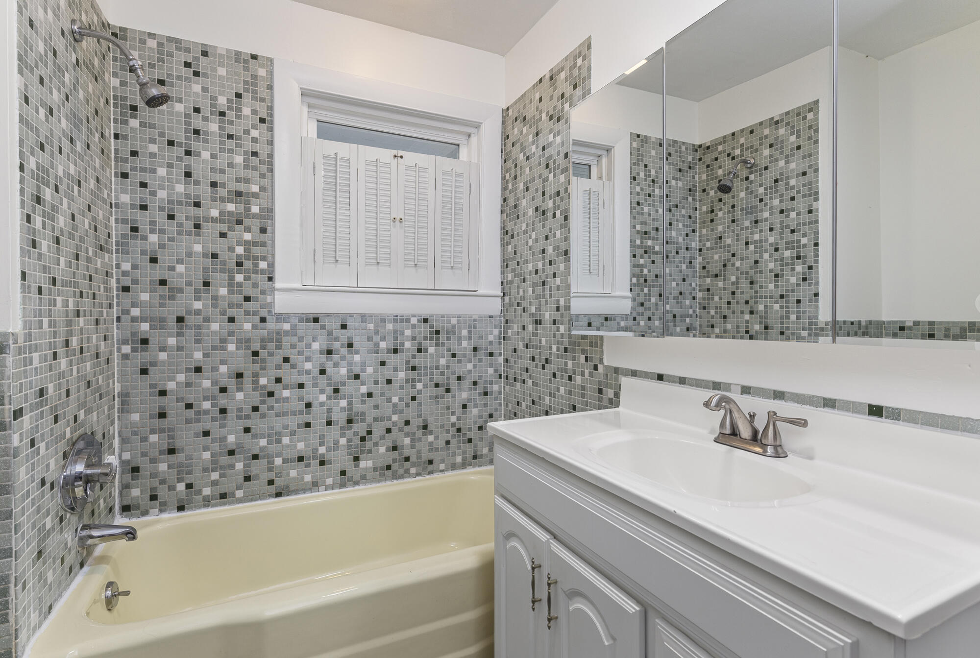 44 Warren Avenue, Cape Elizabeth, ME 04107 44 Warren Unit#1_16