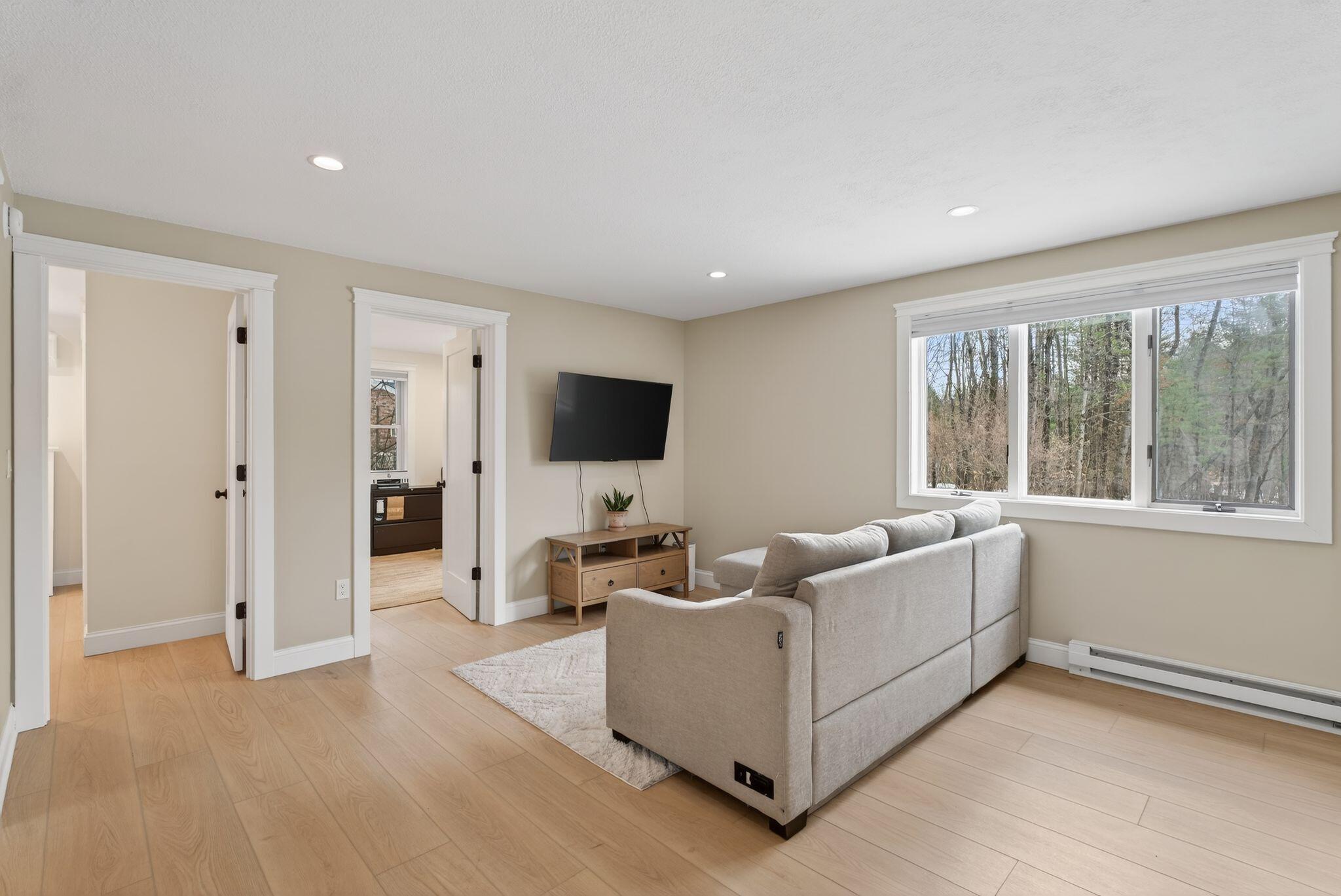 95 Baston Road, North Yarmouth, ME 04097 Spacious Main Living Area