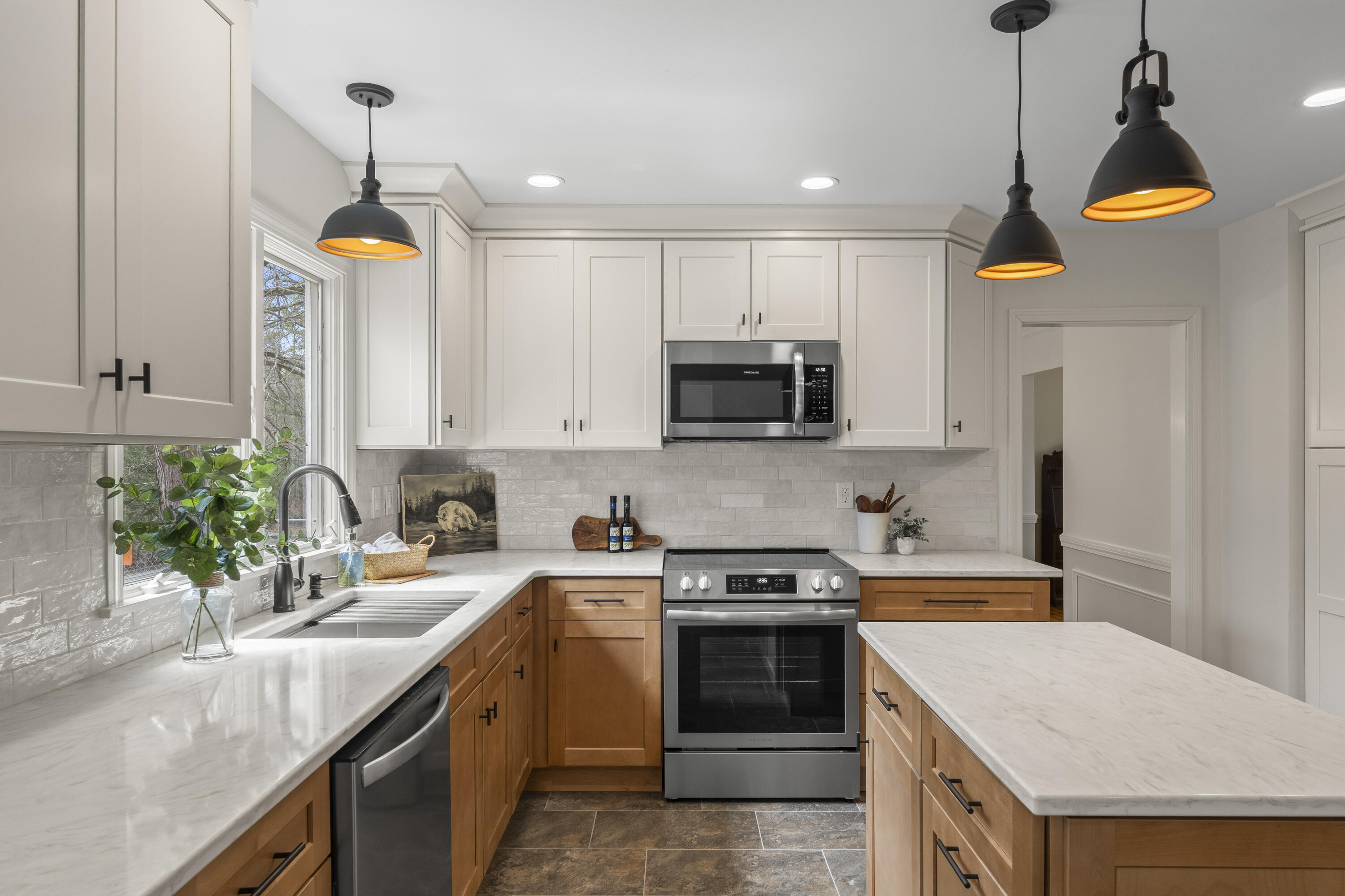847 Middlesex Road, Topsham, ME, 04086