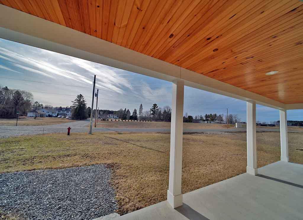 15 Lilac Lane, Houlton, ME, 04730