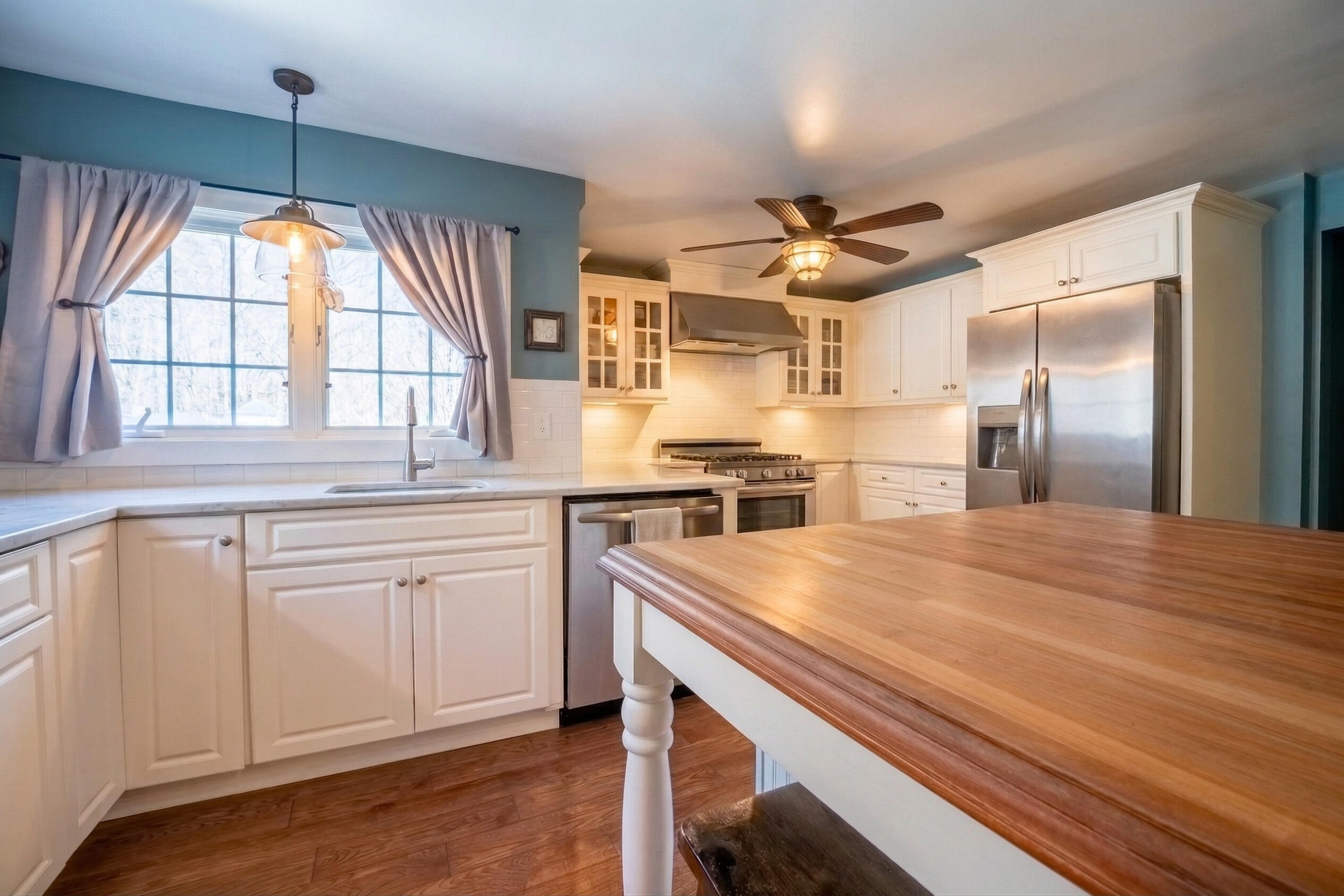 2 River Road, York, ME, 03902