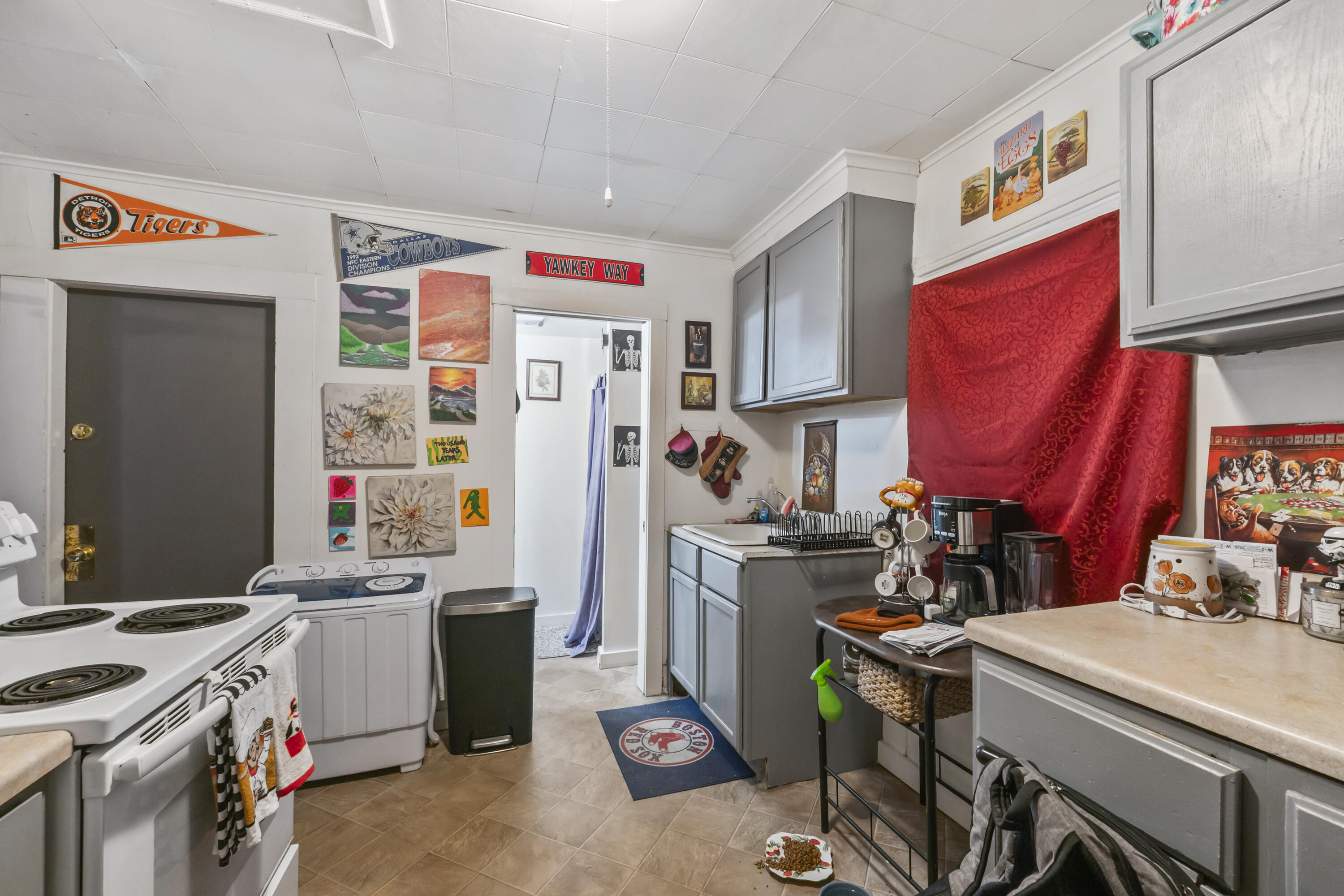 16 Main Street, Topsham, ME, 04086