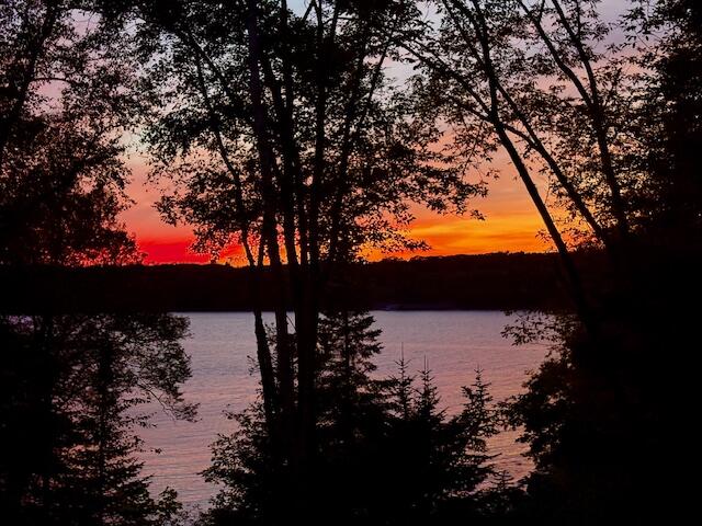 33 Rockinghorse Lane, Saint George, ME, 04859