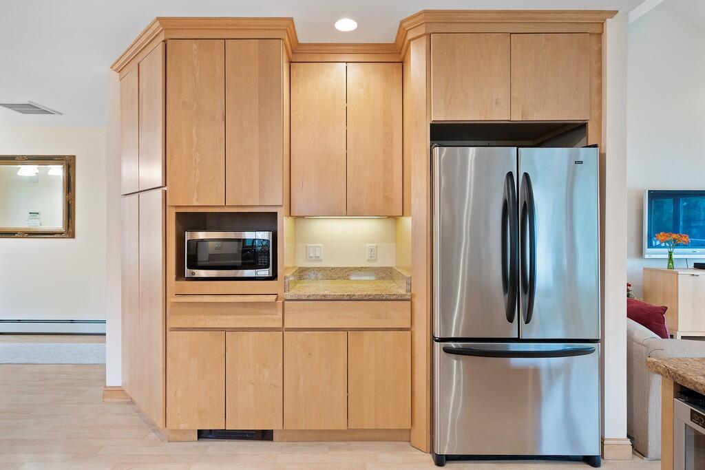 15 Harbor Drive UNIT 15, Brewer, ME, 04412