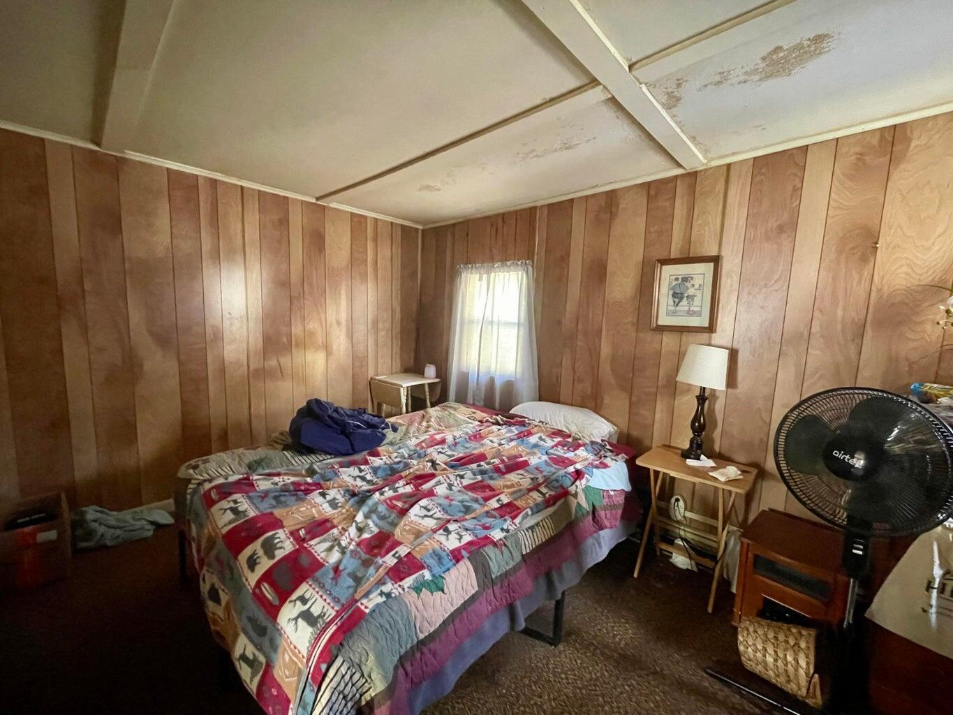 Undisclosed Address, Millinocket, ME, 04462