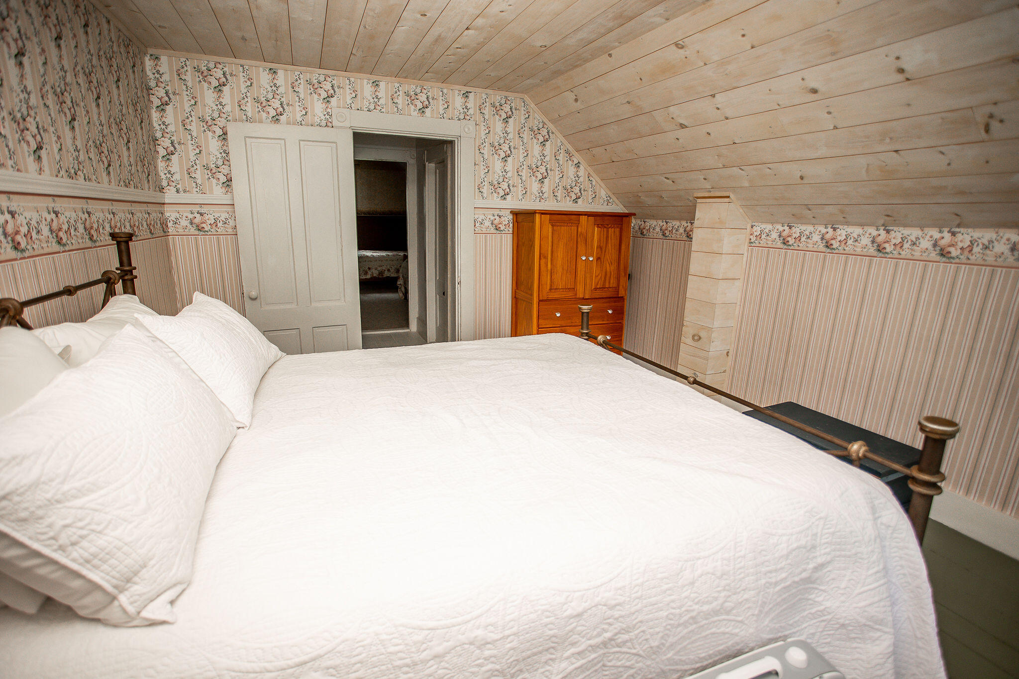1922 Roxbury Road, Roxbury, ME, 04275