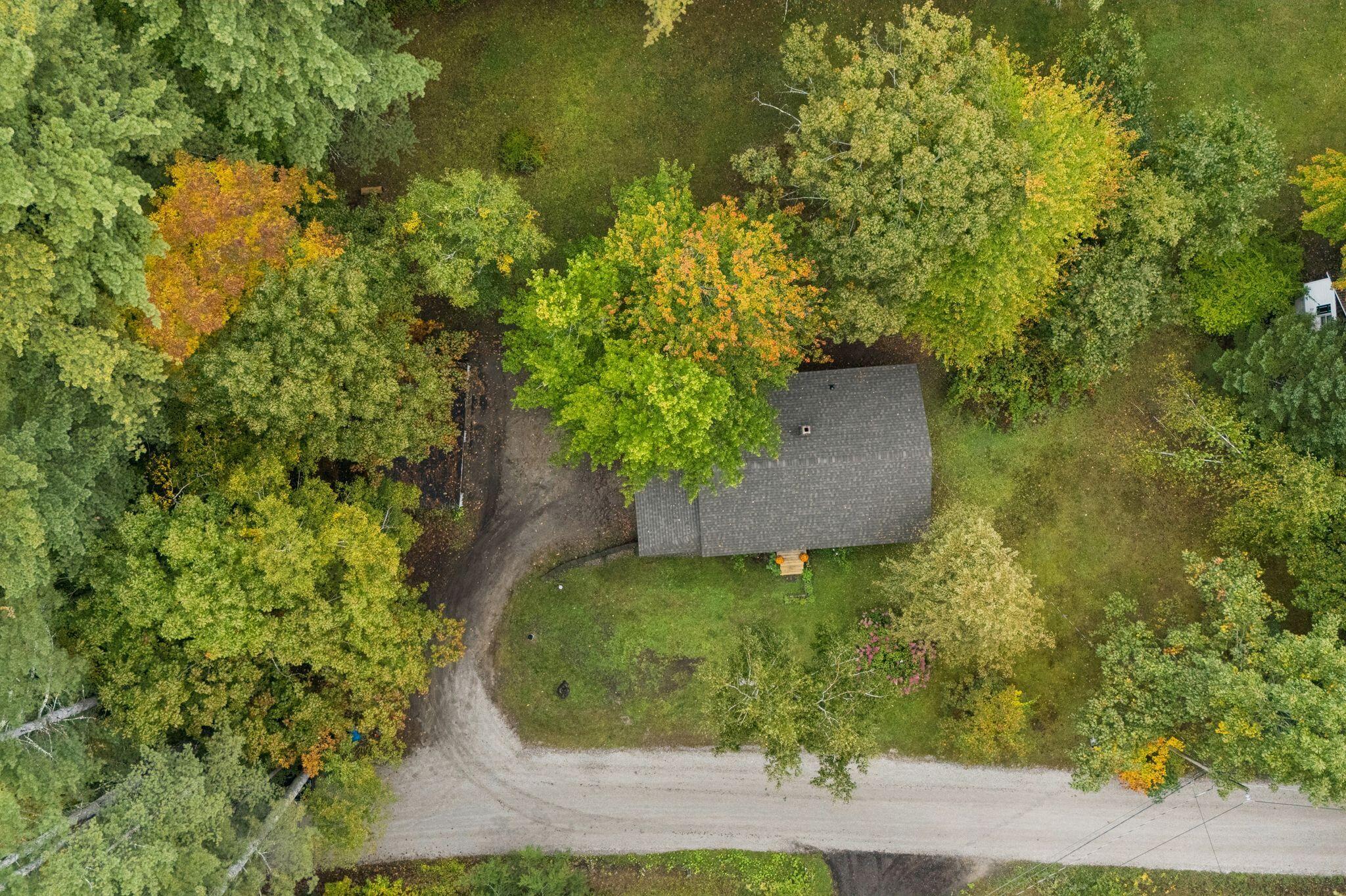 32_DJI_20261001035043_0340_D