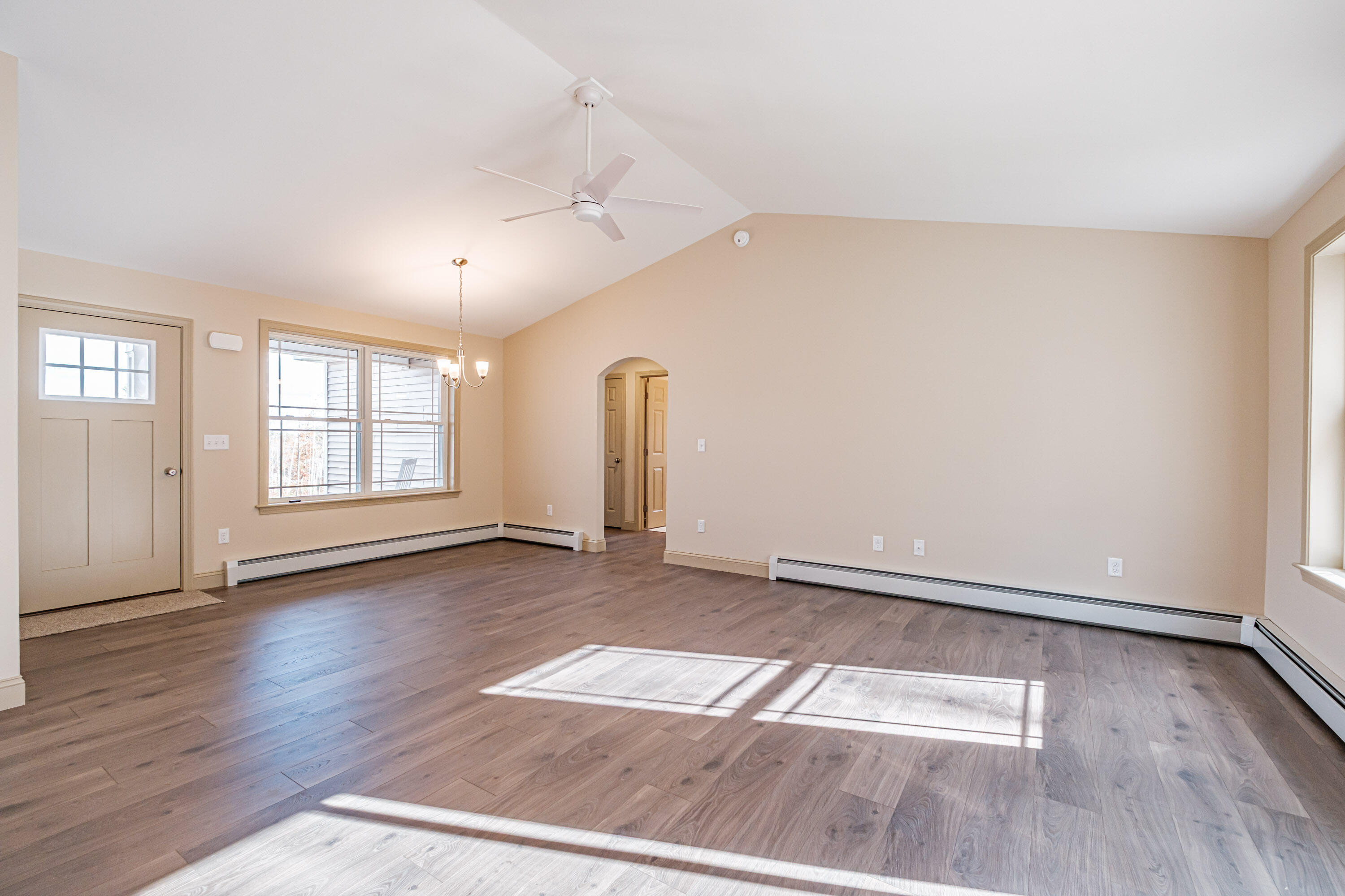 33 Woodbrey Lane, Standish, ME, 04084