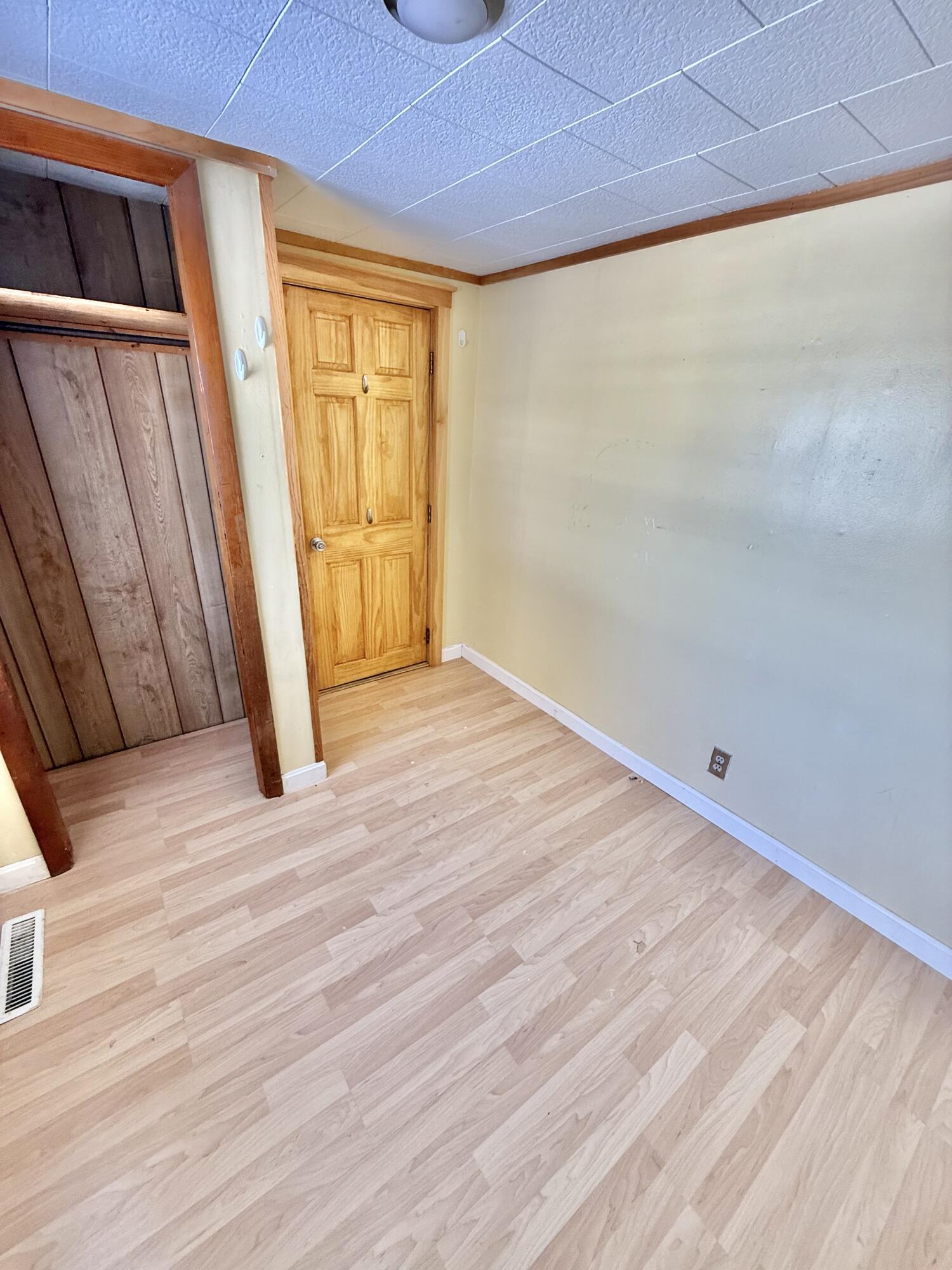 31 Delmont Street, Presque Isle, ME, 04769