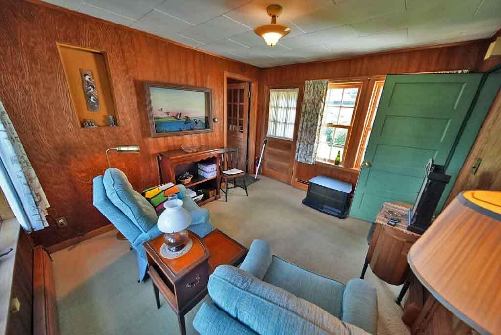 33 Pleasant Street, Houlton, ME, 04730