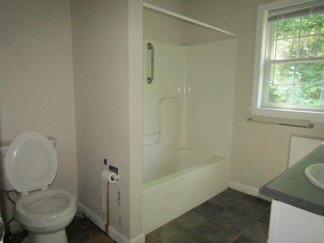 55 Londonderry Lane, Belfast, ME, 04915