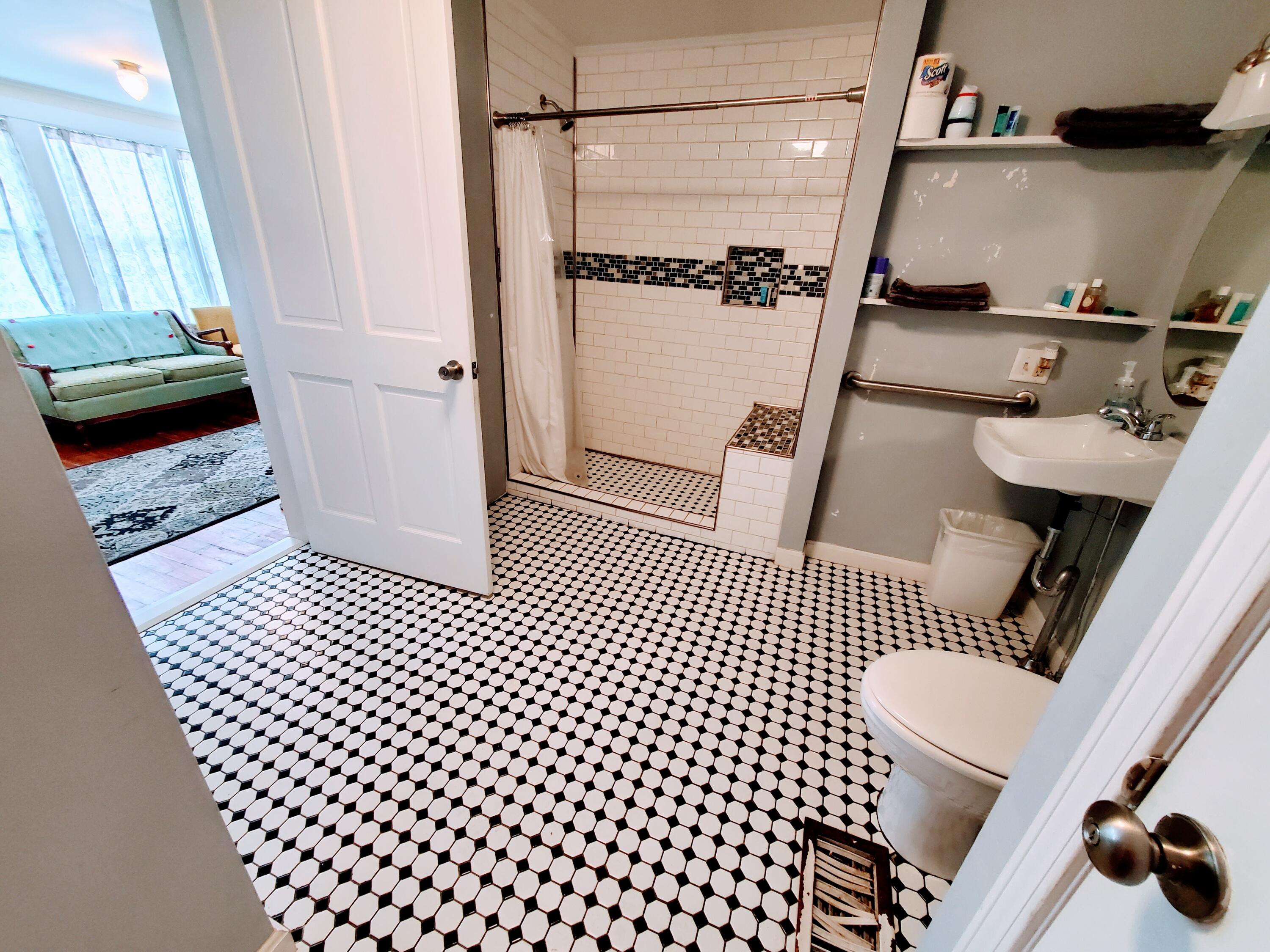 98 Main Street, Madison, ME, 04950