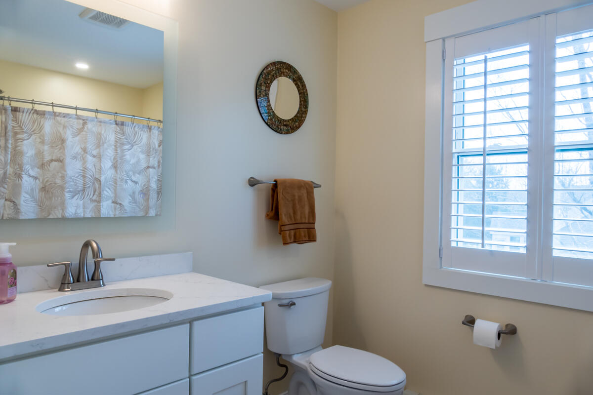 33 Eastfield Drive, Gray, ME, 04039