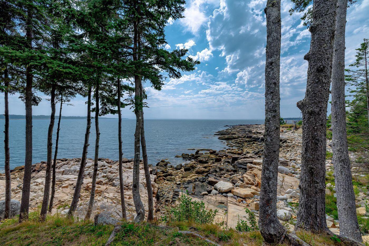 131 Lighthouse Point Road, Gouldsboro, ME, 04607