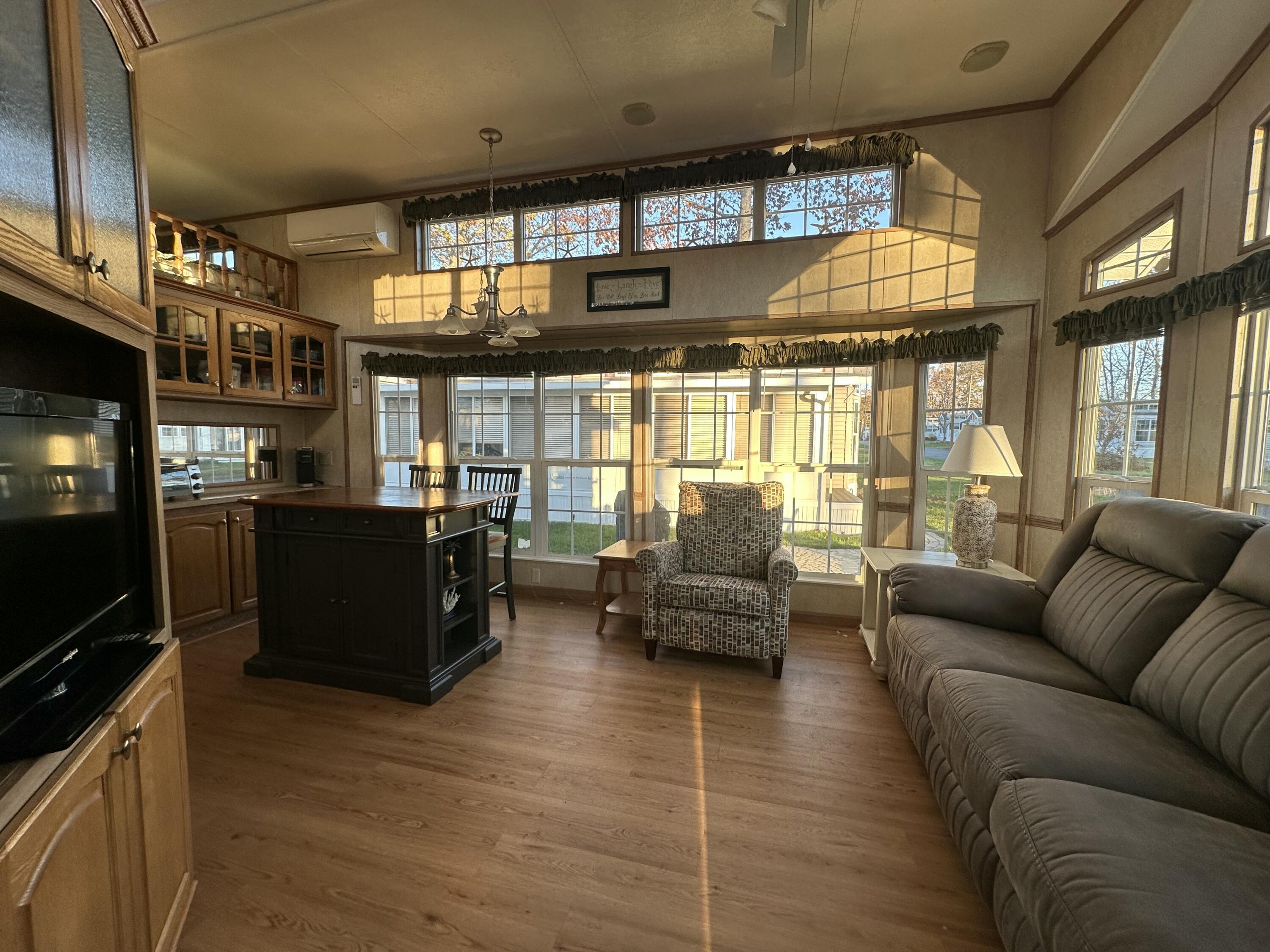 23 College Drive UNIT 121, Wells, ME, 04090
