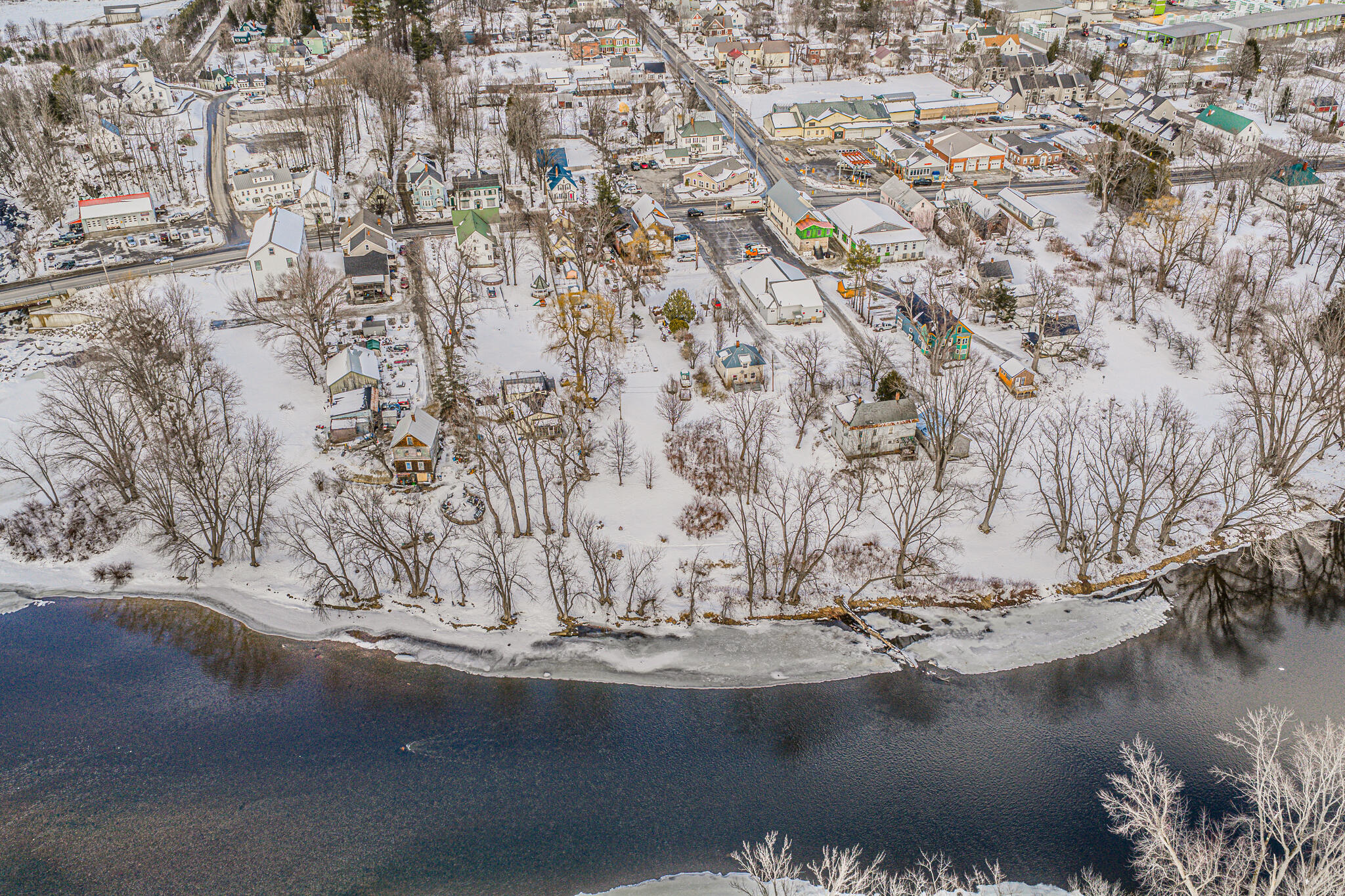 19 Main Street, Dixfield, ME, 04224