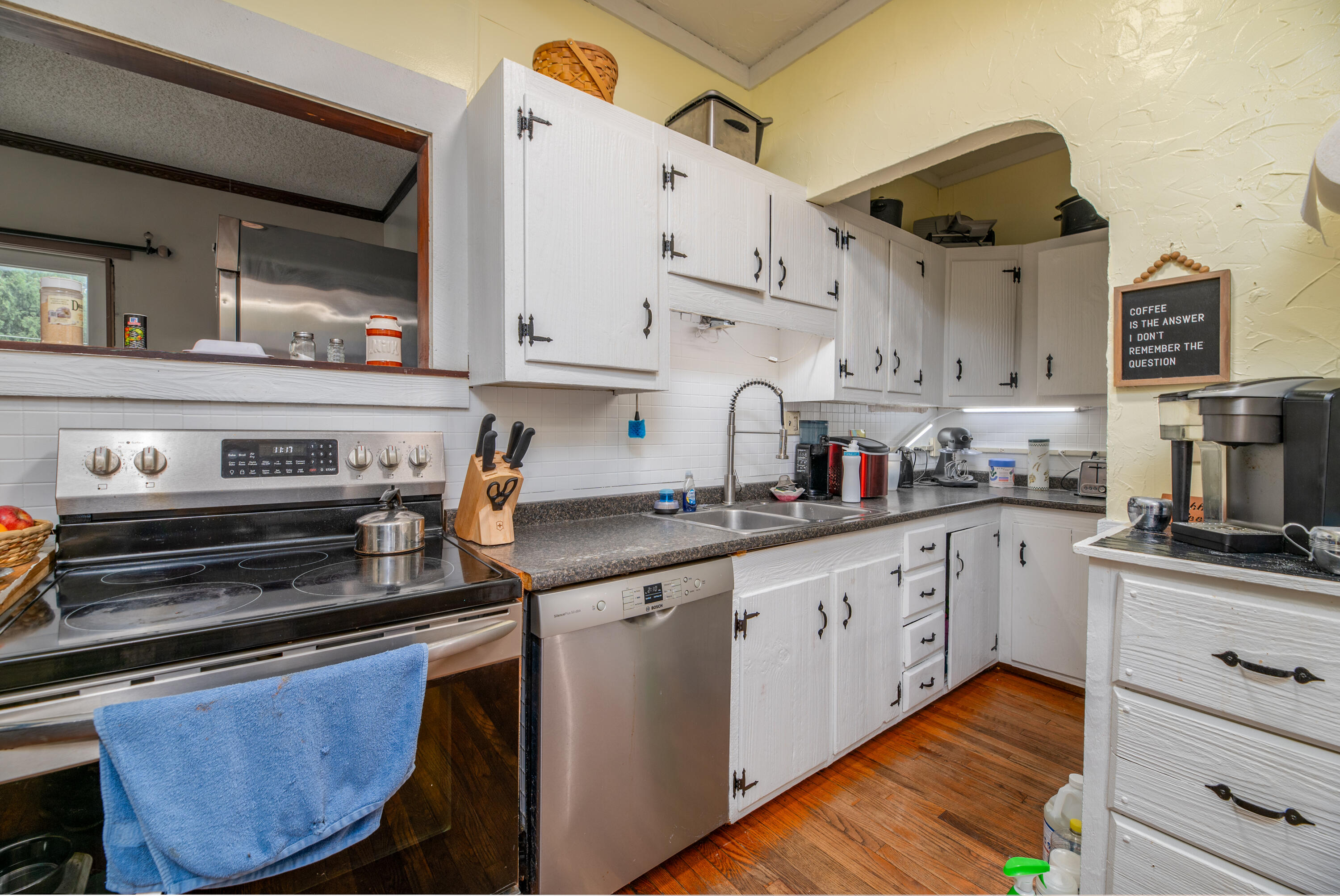 140 Hartland Avenue, Pittsfield, ME, 04967