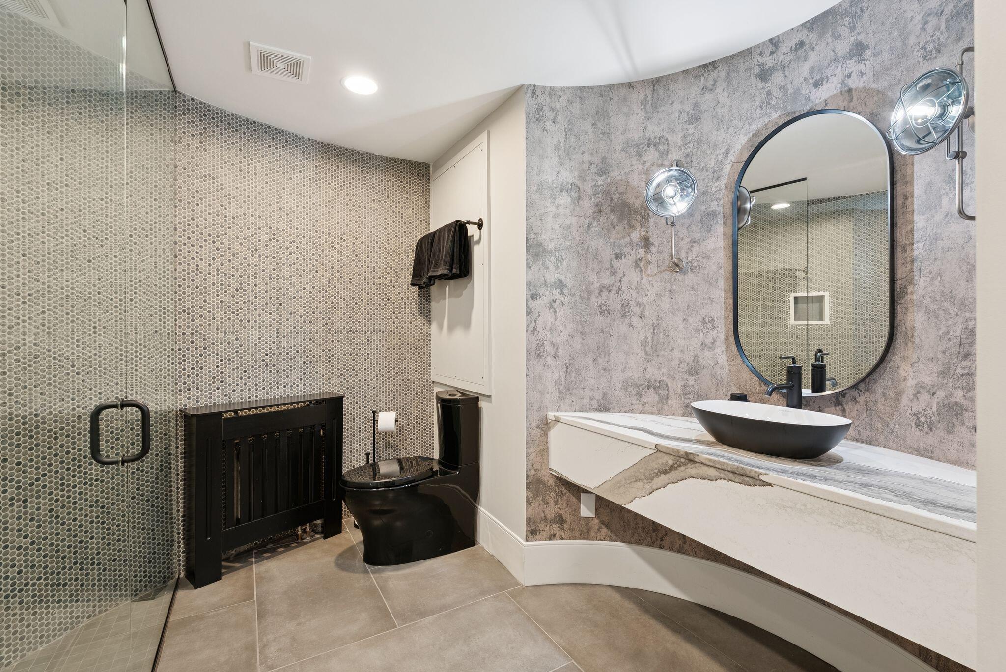 440 Blackstrap Road, Falmouth, ME, 04105