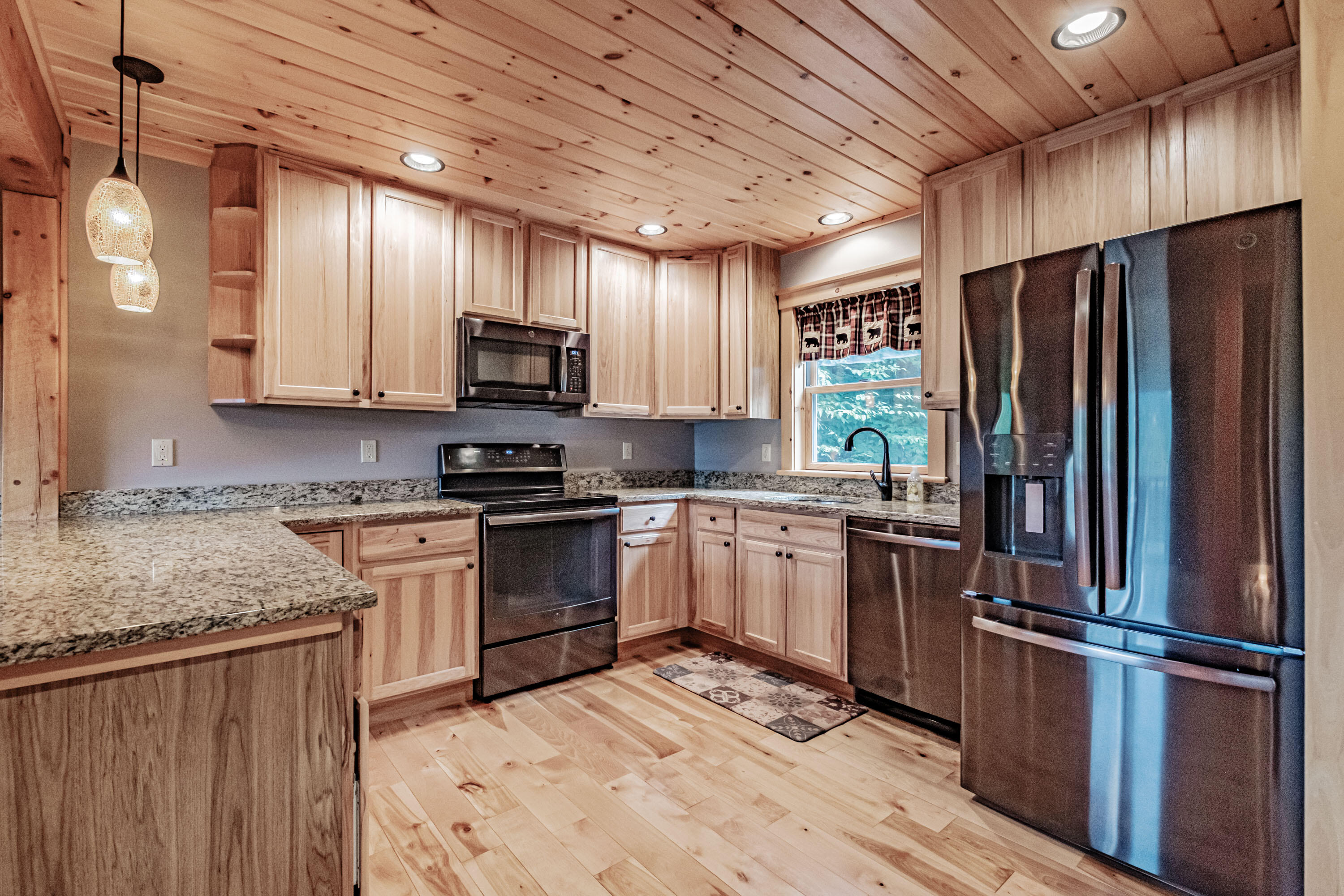 18 Thunder Ridge Road, Newry, ME, 04261