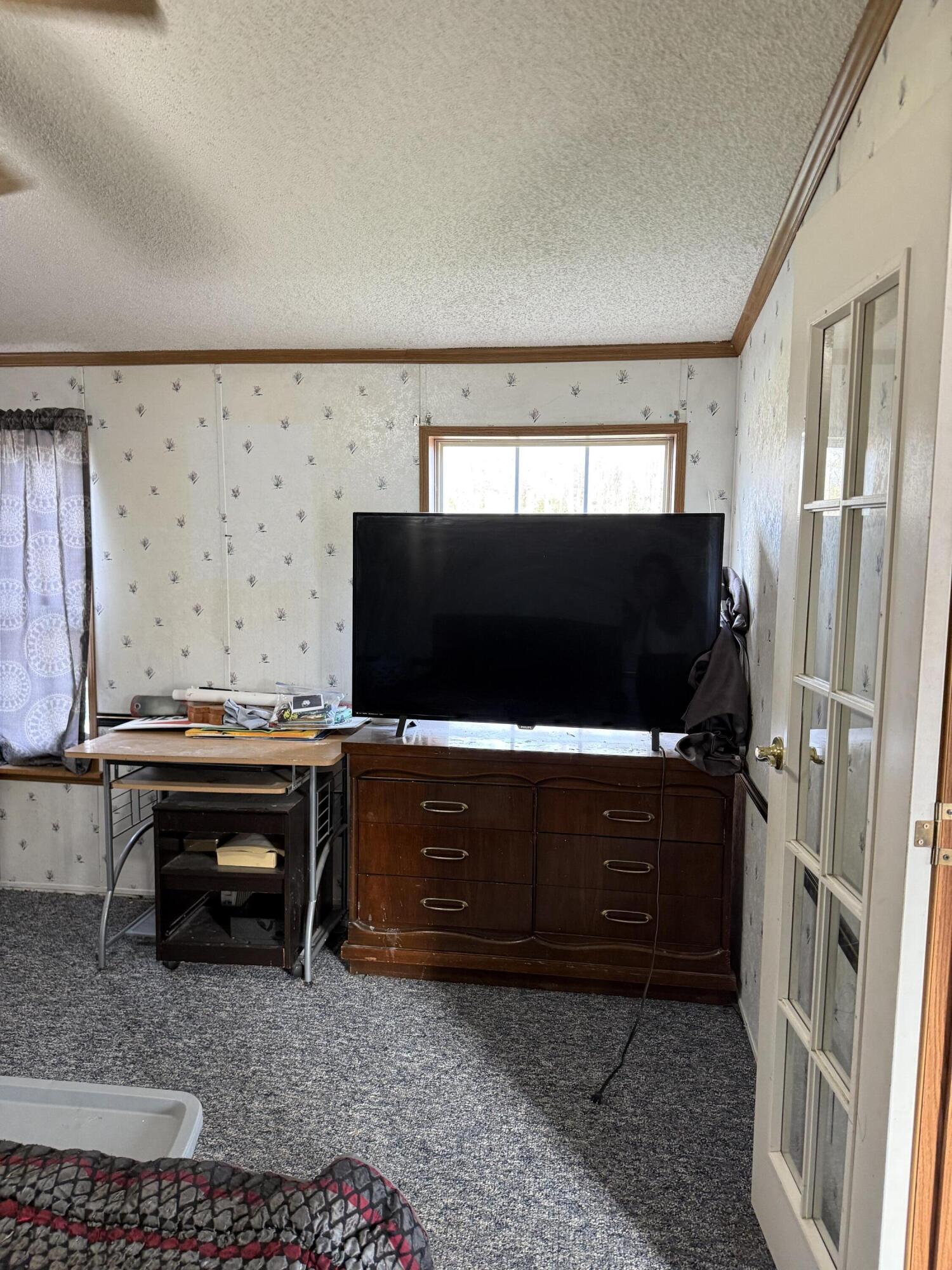 43 Whitten Road, Clinton, ME, 04927