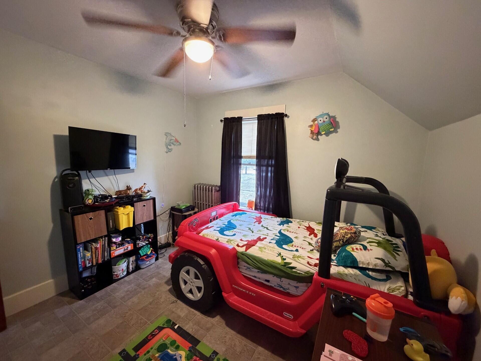 21 Bowdoin Street, Houlton, ME, 04730