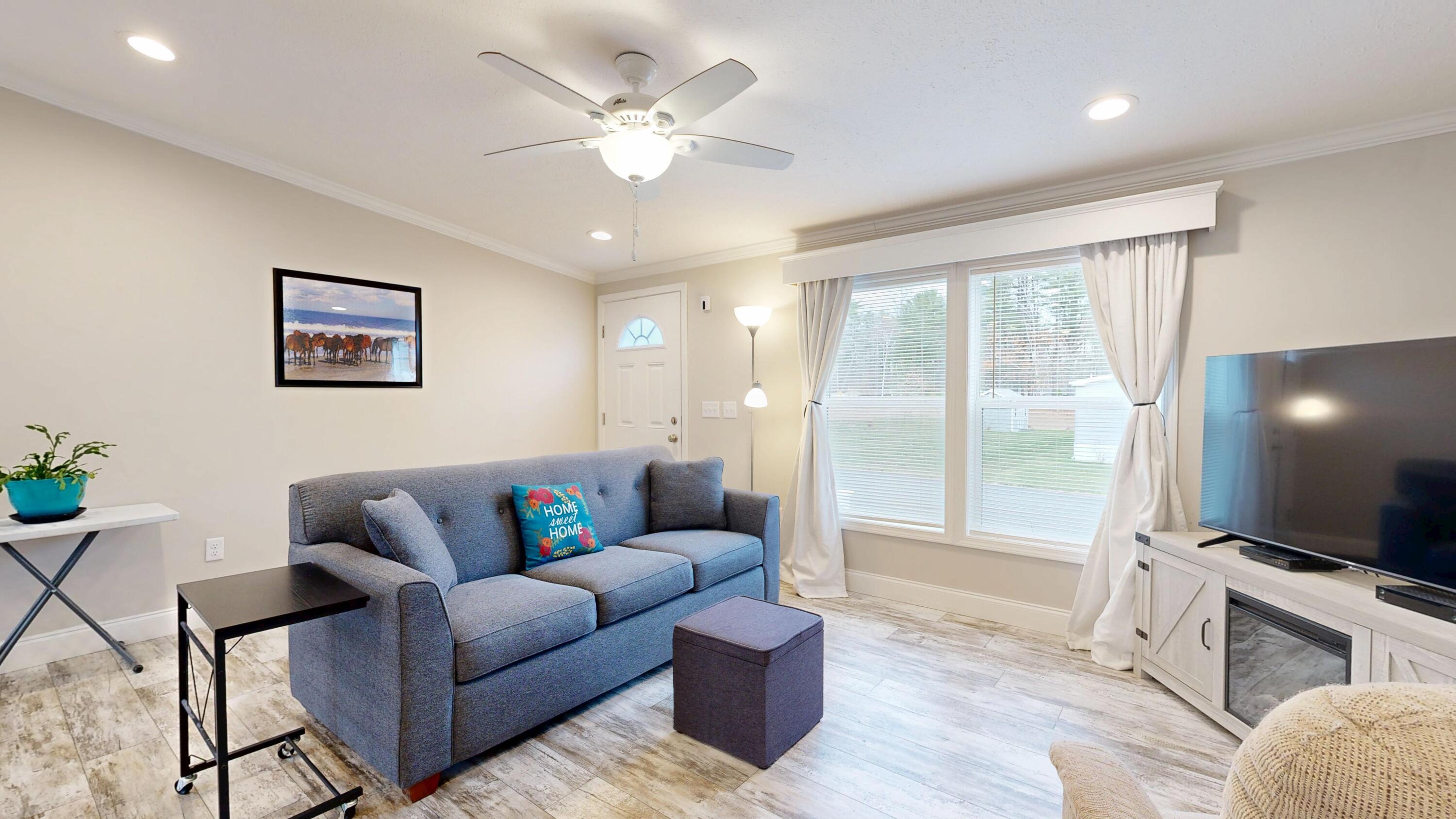 11 Trent Drive, Lisbon, ME, 04250