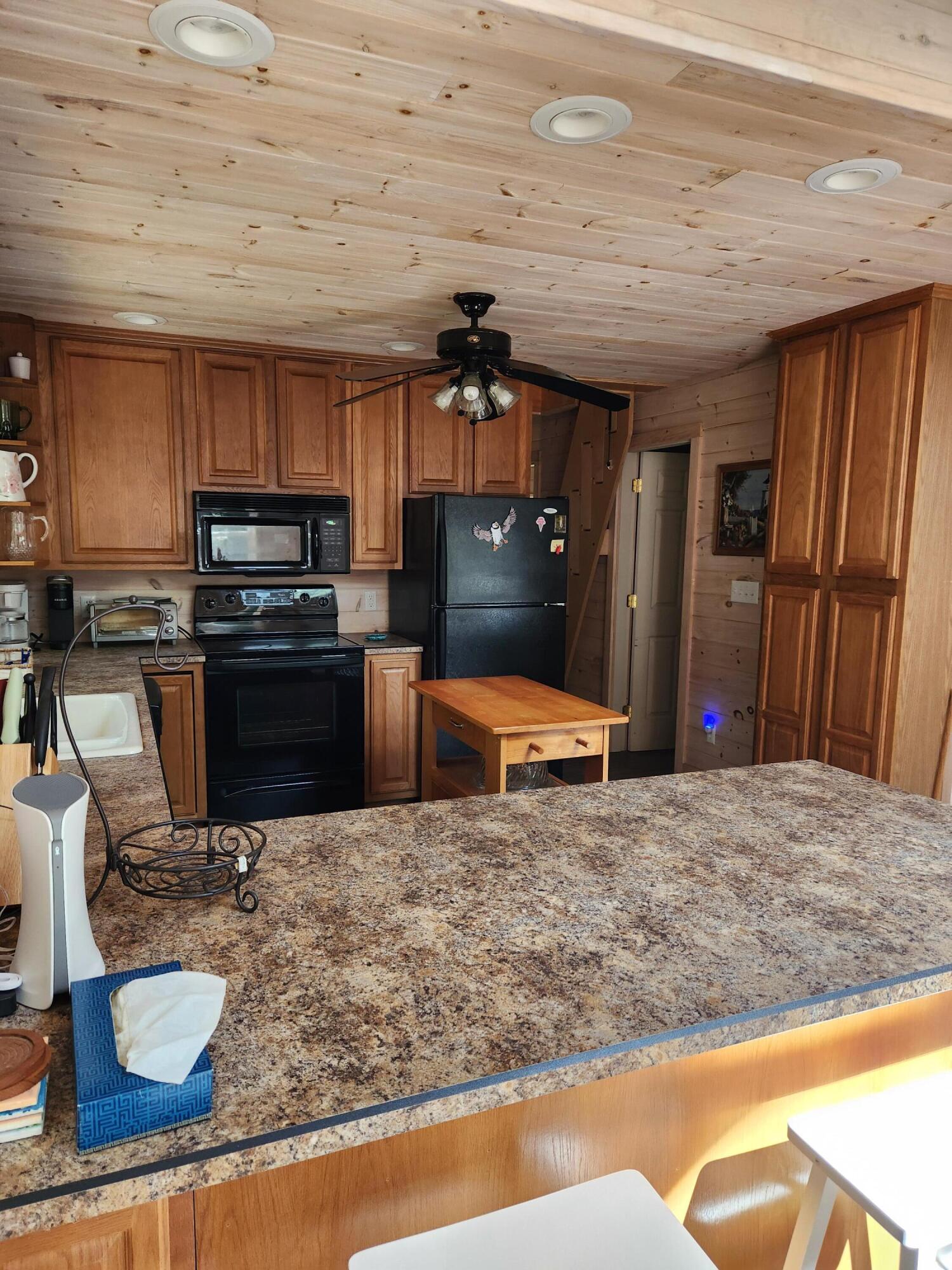 40 Moosepath Lane, Searsport, ME, 04974