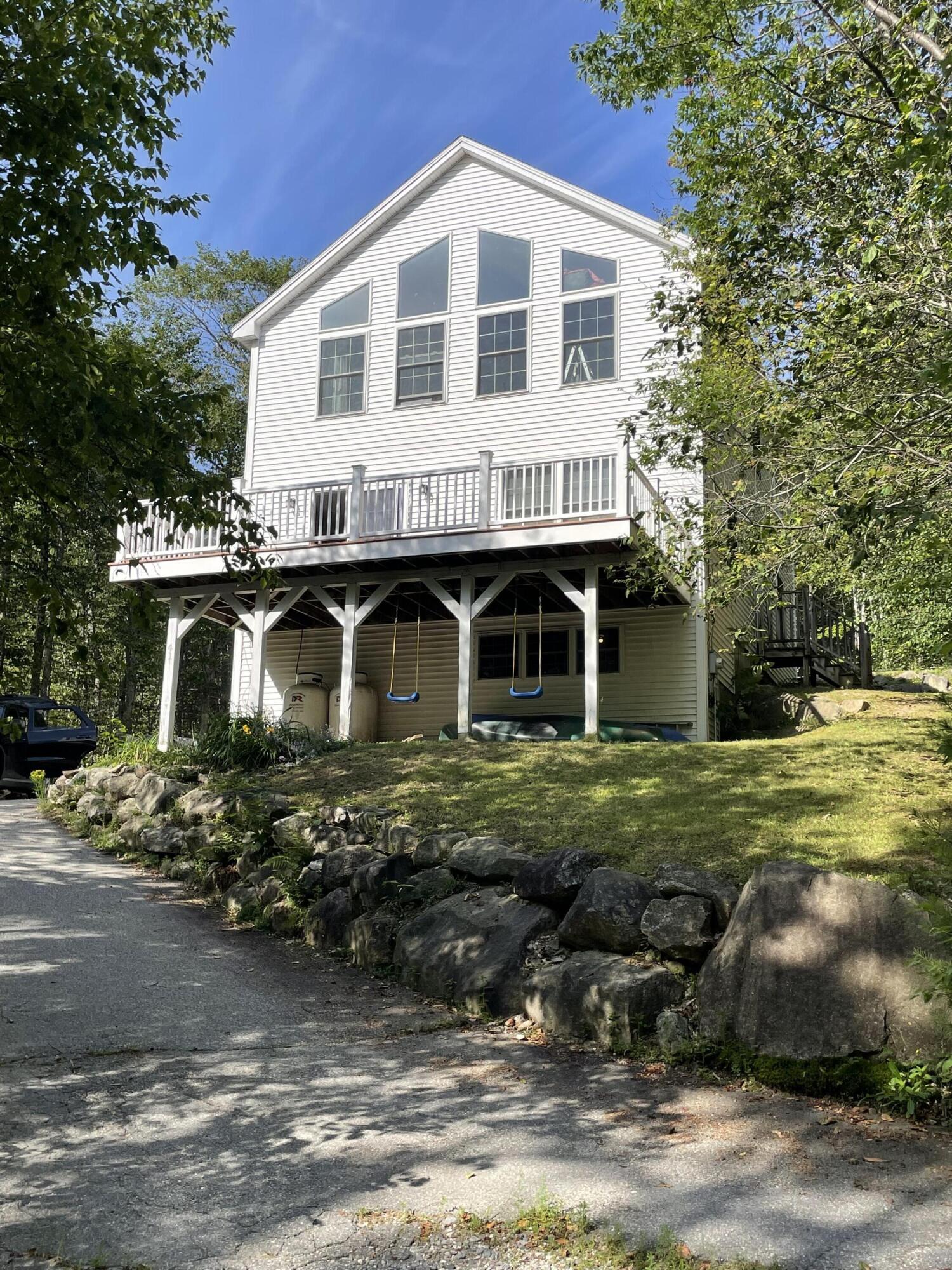 41 Lakeview Drive