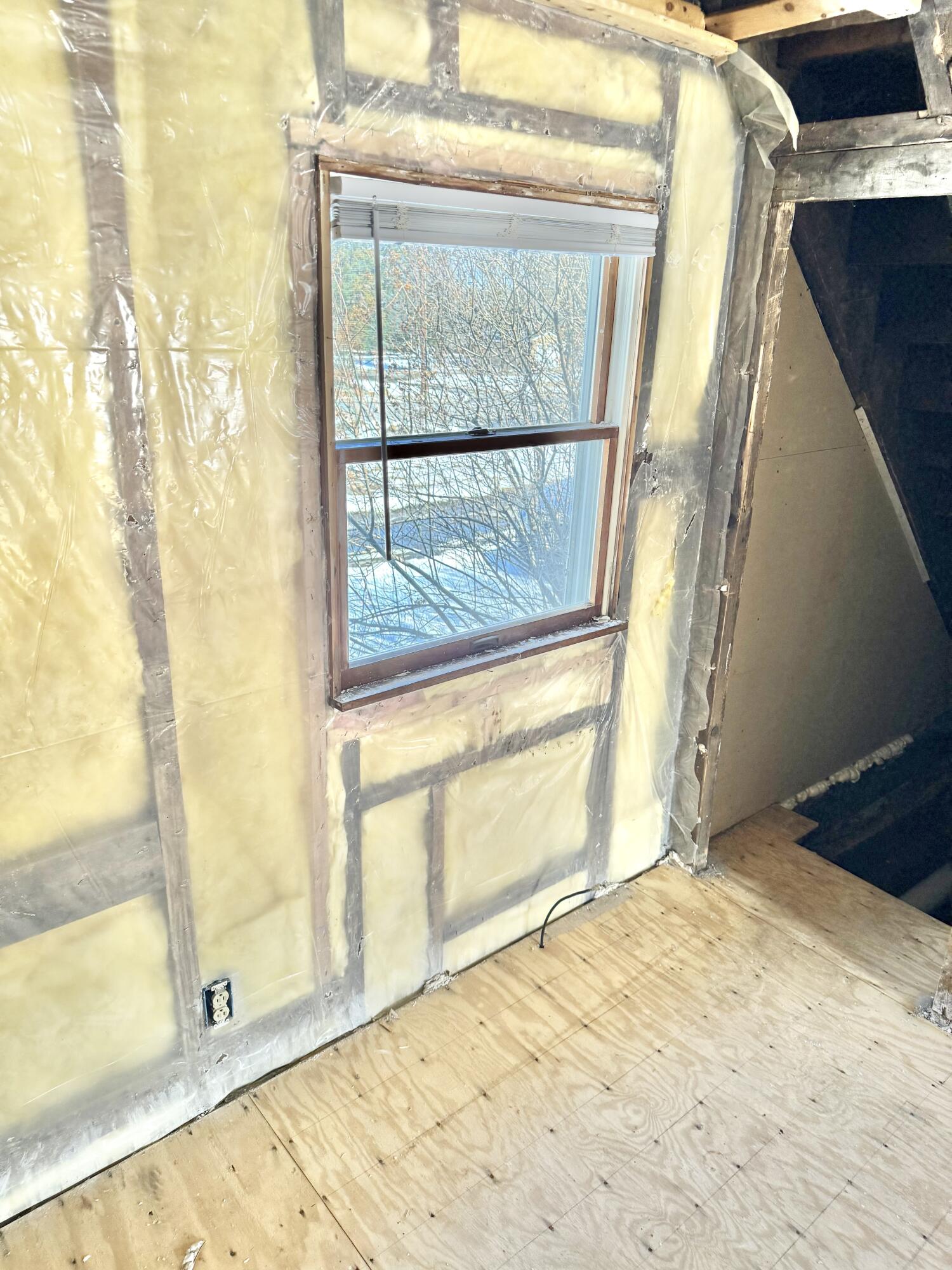 31 Delmont Street, Presque Isle, ME, 04769