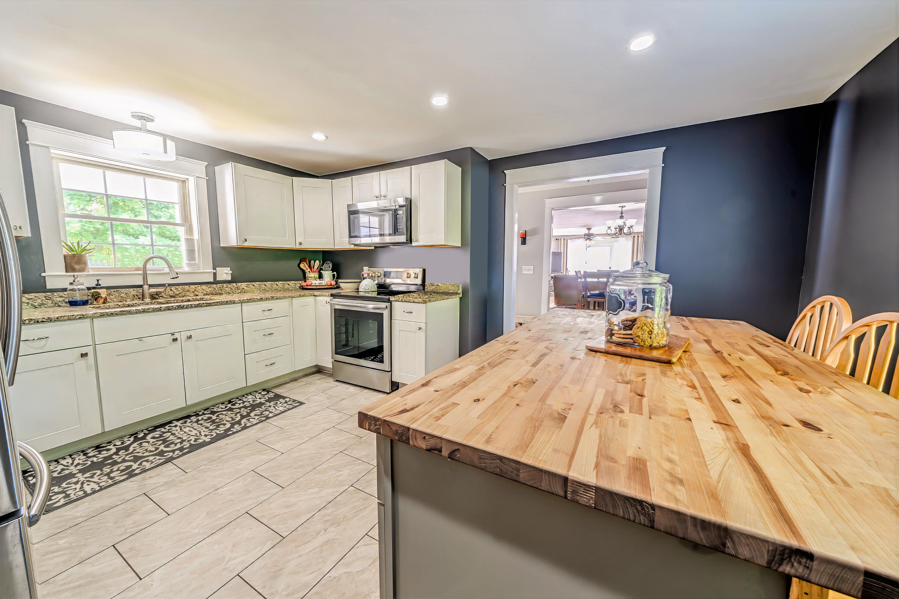 304 N Main Road N, Hampden, ME, 04444