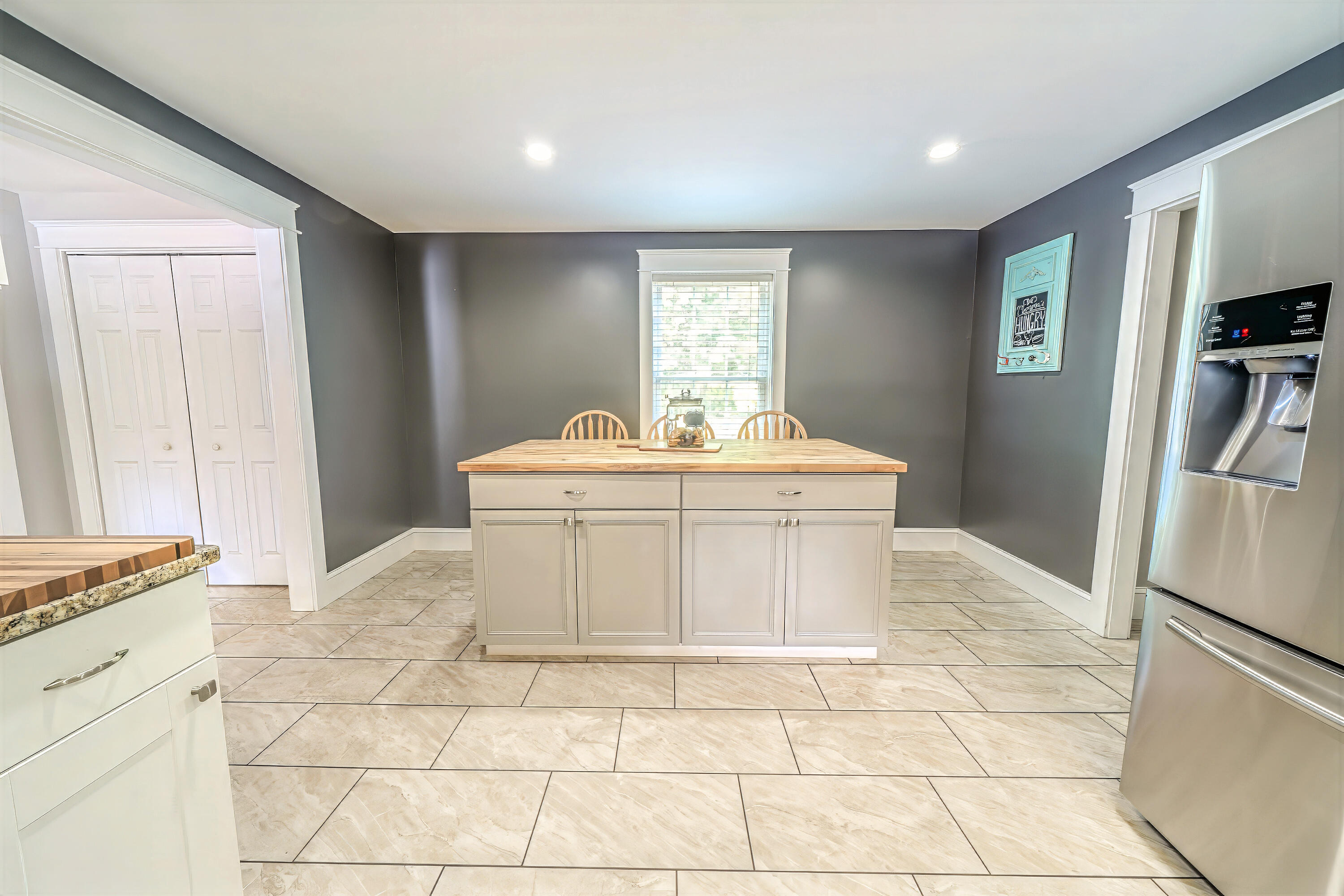 304 N Main Road N, Hampden, ME, 04444