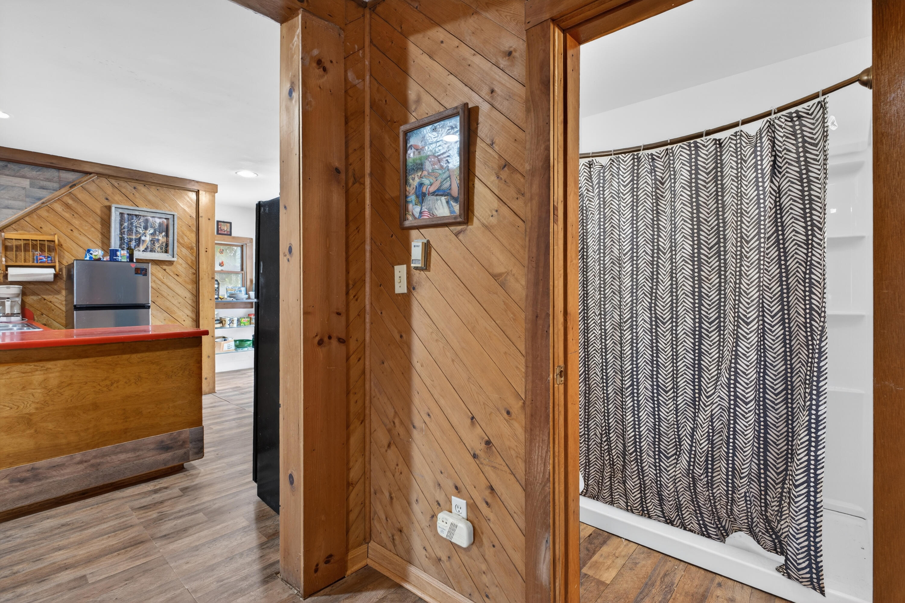 8 Autumn Street, Rockland, ME, 04841