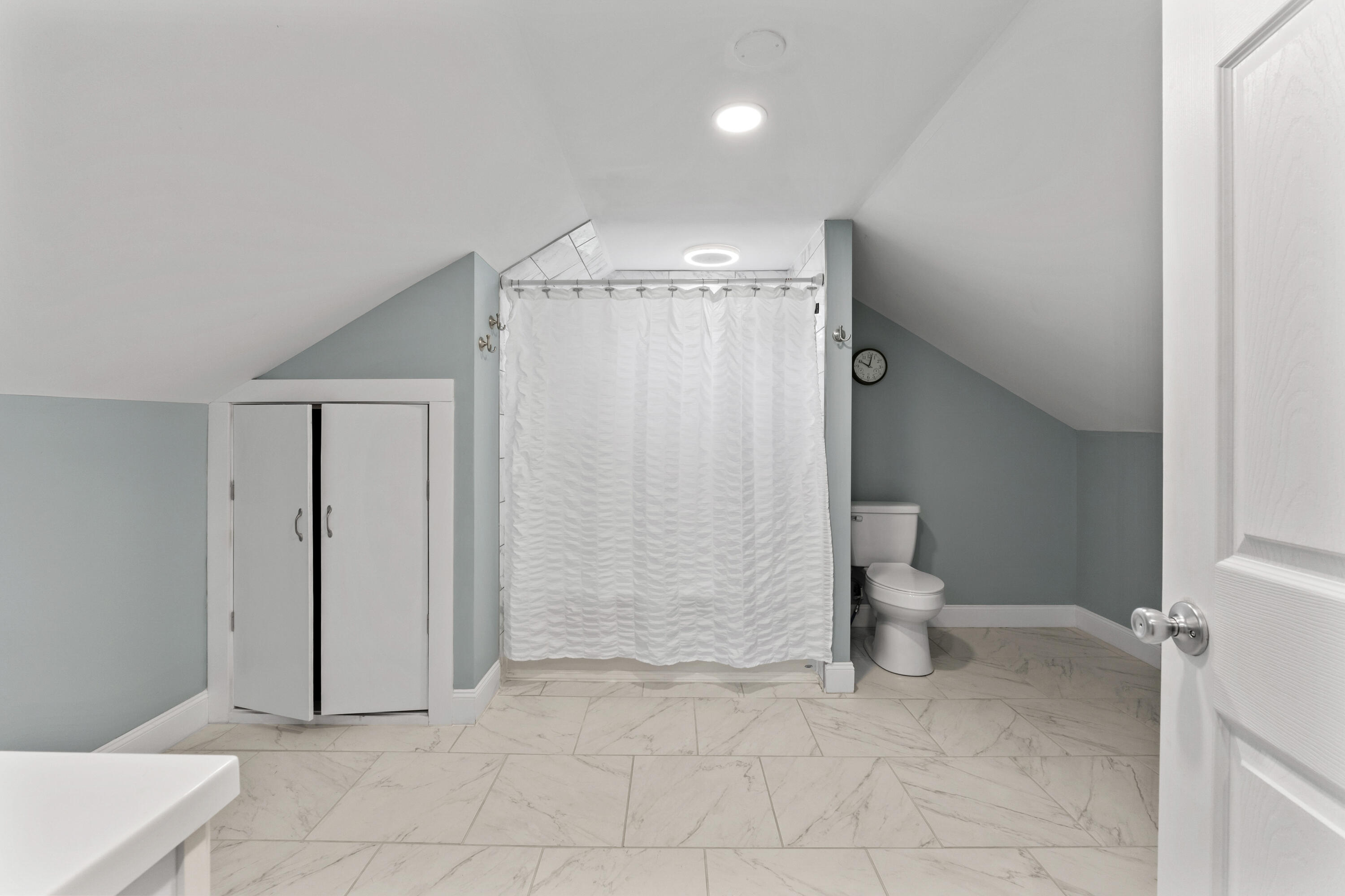 28 Ossipee Trail W