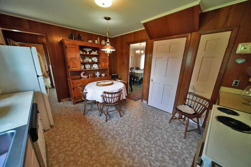 33 Pleasant Street, Houlton, ME, 04730