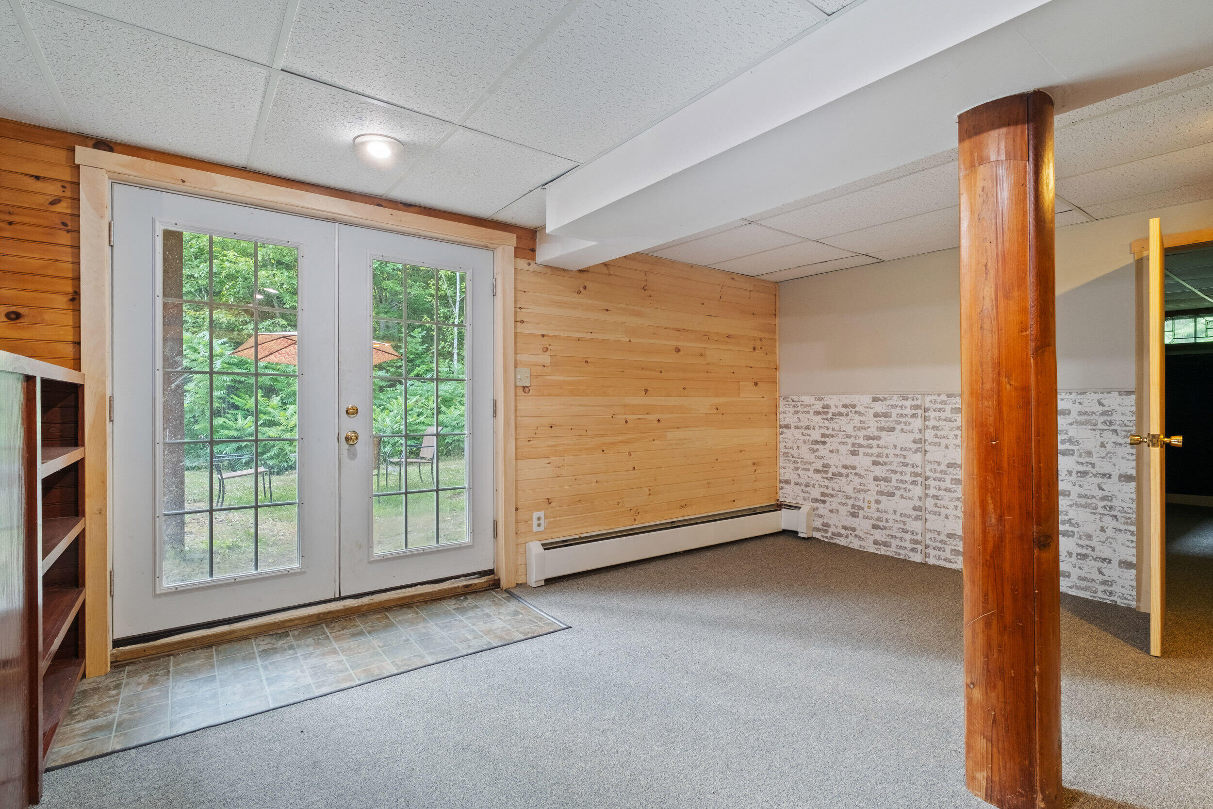 24 Stone House Court, Whitefield, ME, 04353