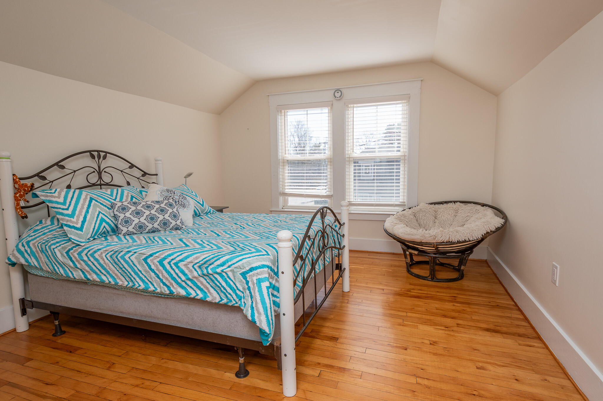 947 W Main Street, Dover-foxcroft, ME, 04426