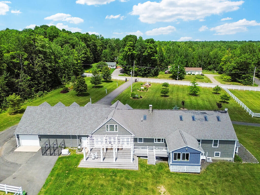 78 + 98 Hussey Hill Road, Oakland, ME, 04963
