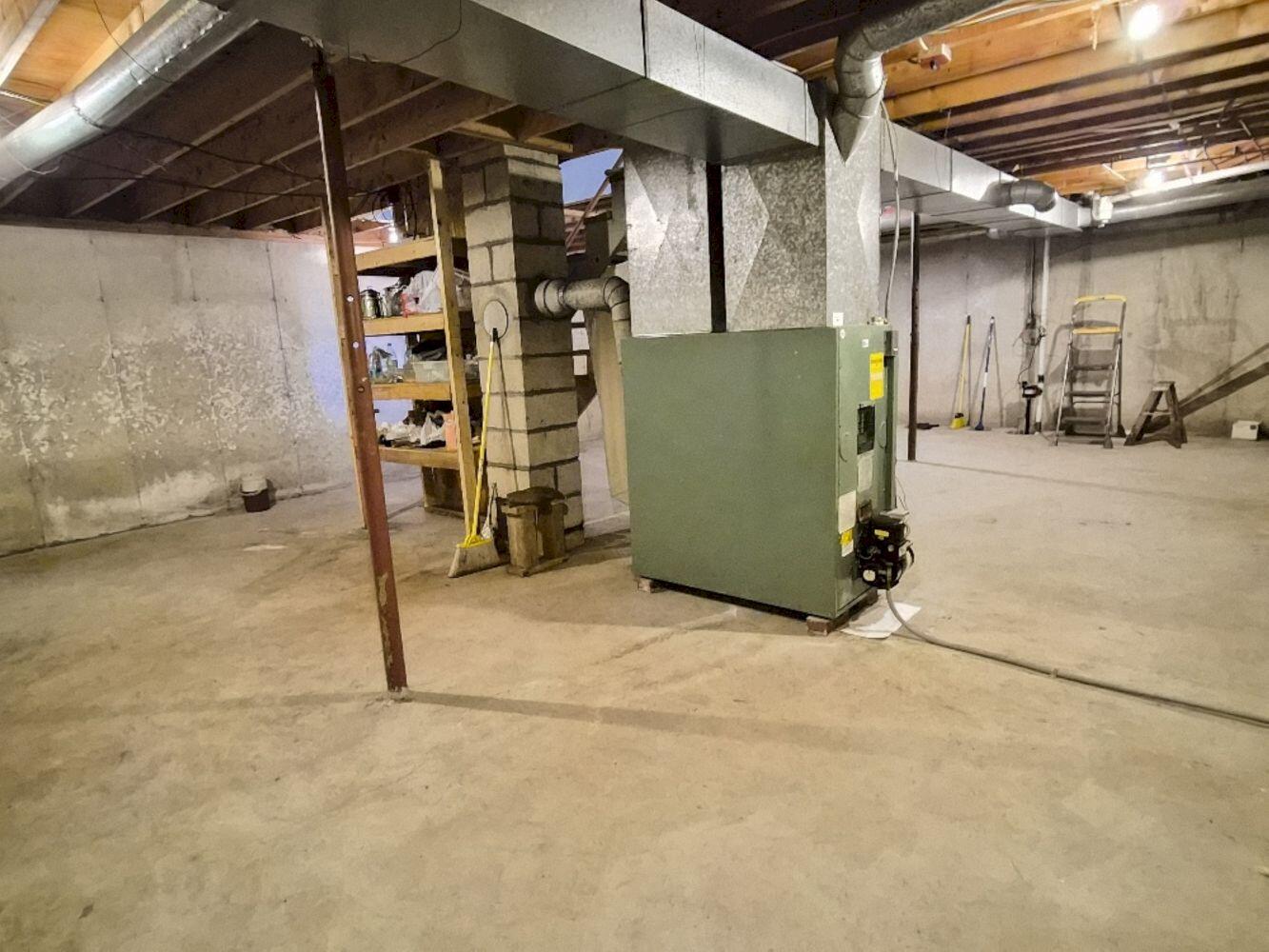 579 Federal Row, Industry, ME, 04938