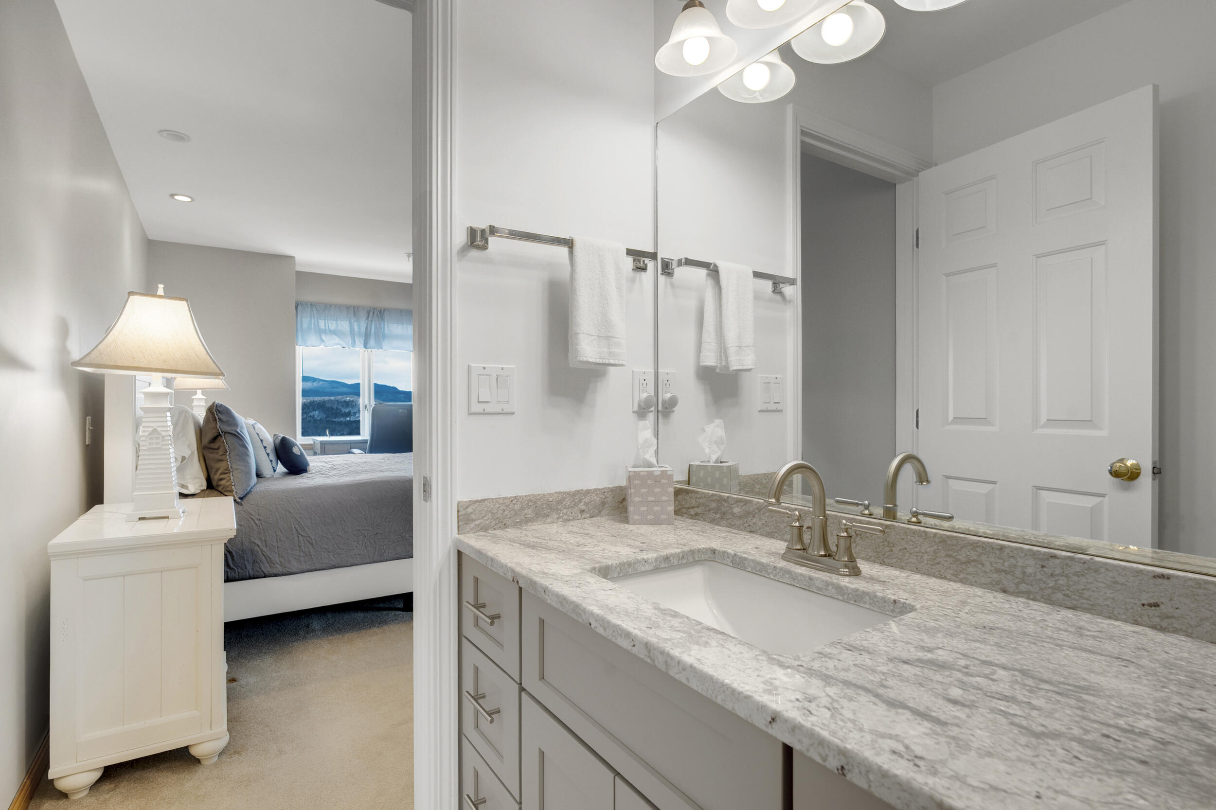 16 Jibe Road Road UNIT O-1, Newry, ME, 04261