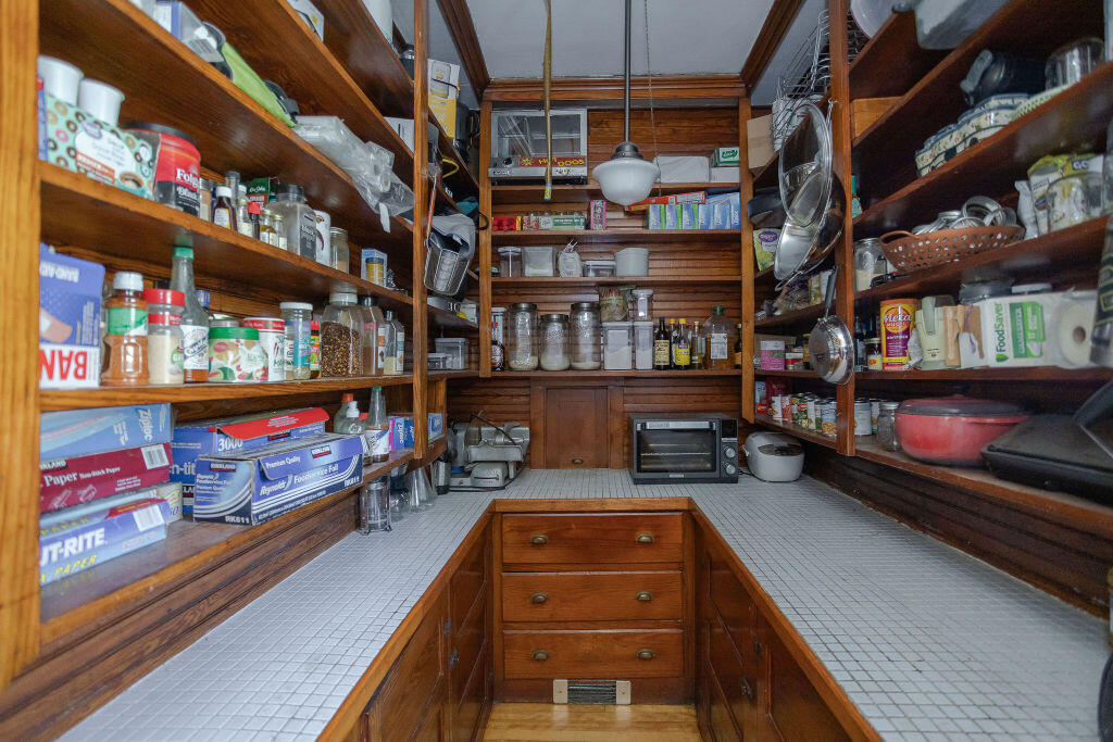 72 Main Street, Peru, ME, 04290